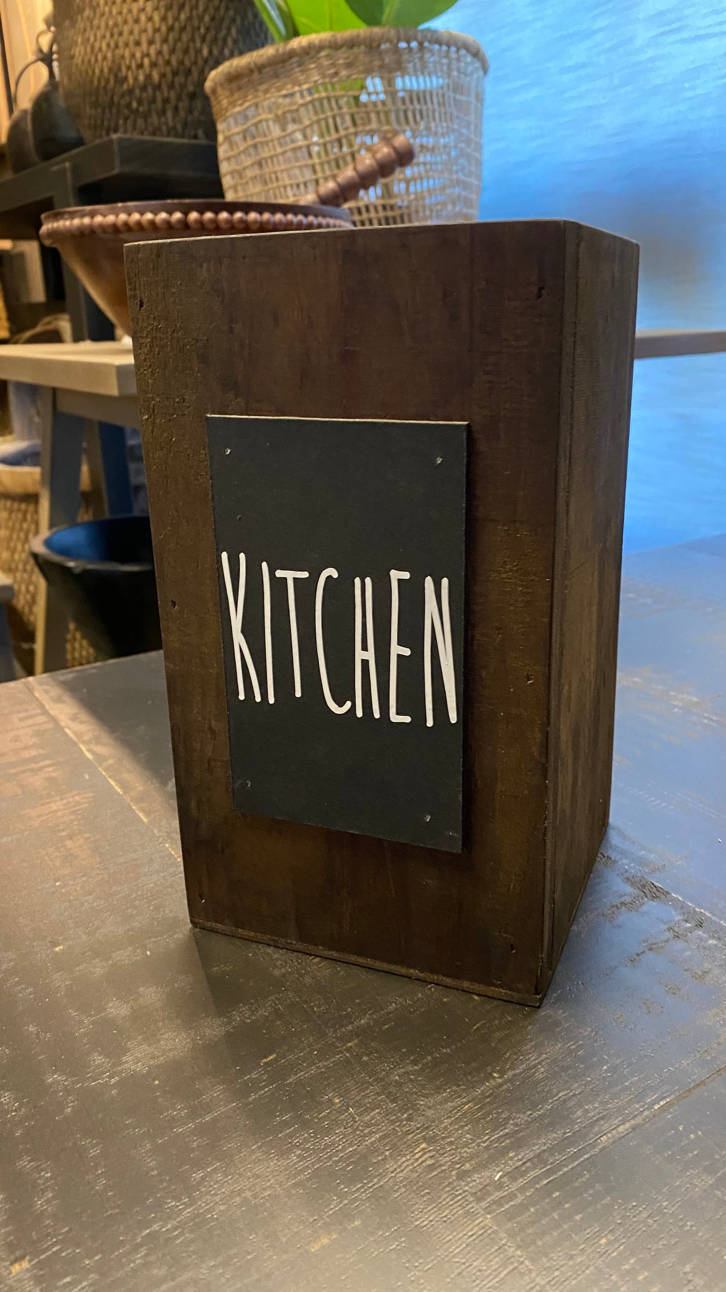 Caja kitchen teñido Café
