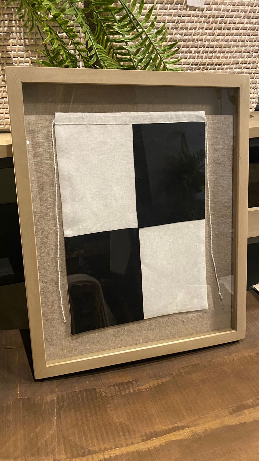 Cuadro banderín cuadrado negro marco rústico 40x49