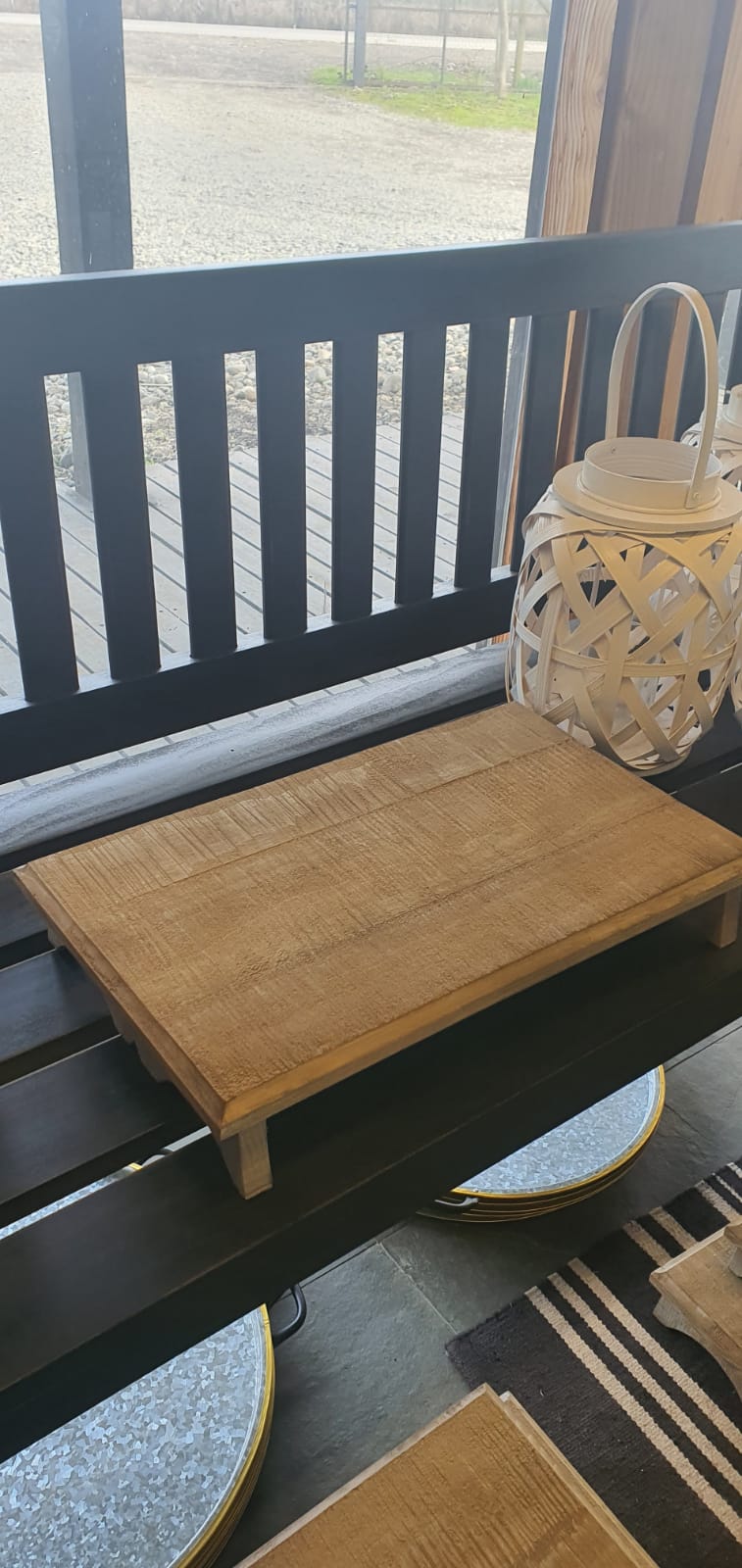 Tarima Rústica — Pino Clear Aserrada Gris Beige Envejecido Tamaño Chico 50x30x8