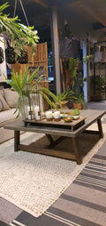 Mesa de Centro Travesaño - Cubierta Pátina Gris Oscuro Patas Pátina Café 120x100x40