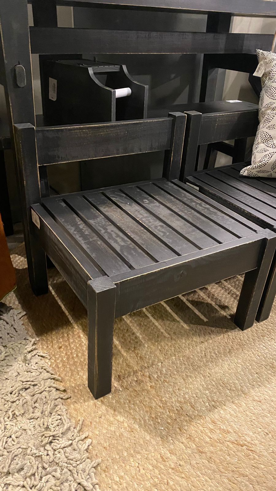 Silla Baja con Respaldo - Diseño 2 Pino Clear Aserrada Pátina Negra 50x45x50