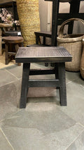 Piso Miguel - Pino Clear Aserrado Pátina Negra 35x25x40