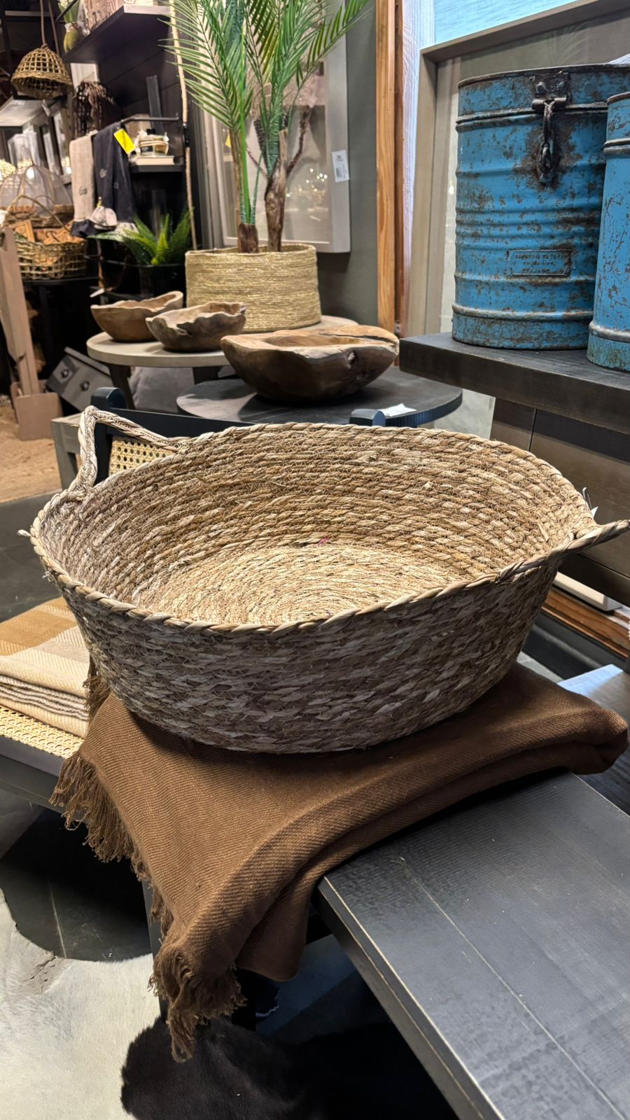 Canasto Bajo con Tomador - Fibra Tejido Natural Tamaño Extra Grande 45x45x15