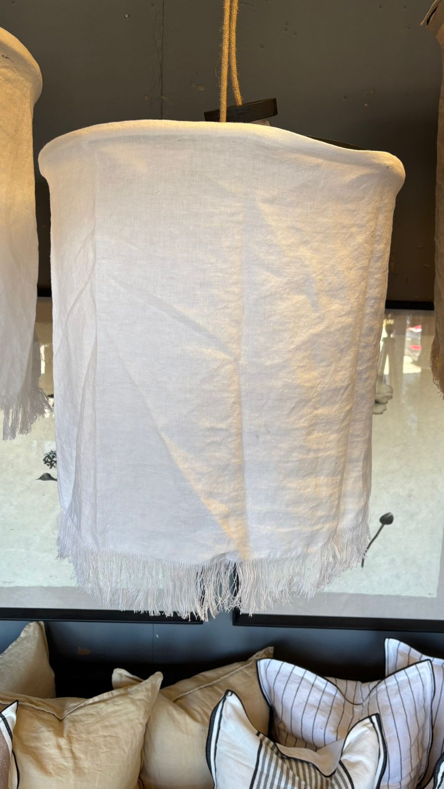 Lámpara Colgante con Funda de Lino con Flecos — Blanco 50x55