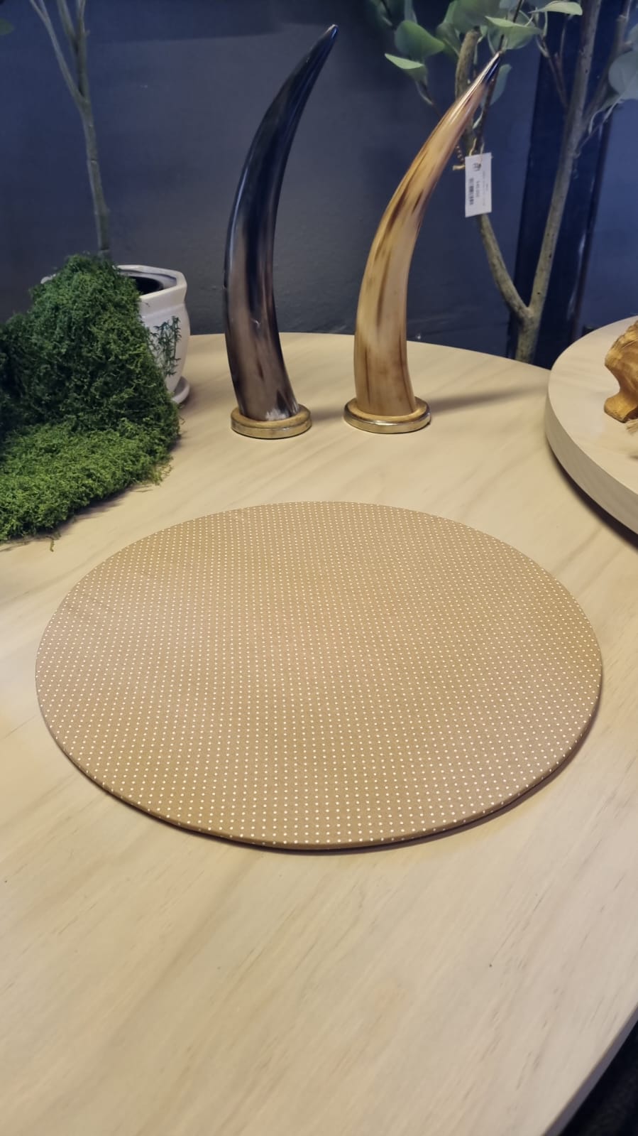 Bajo Plato - Con Lunares Funda Café y Blanco 35x35