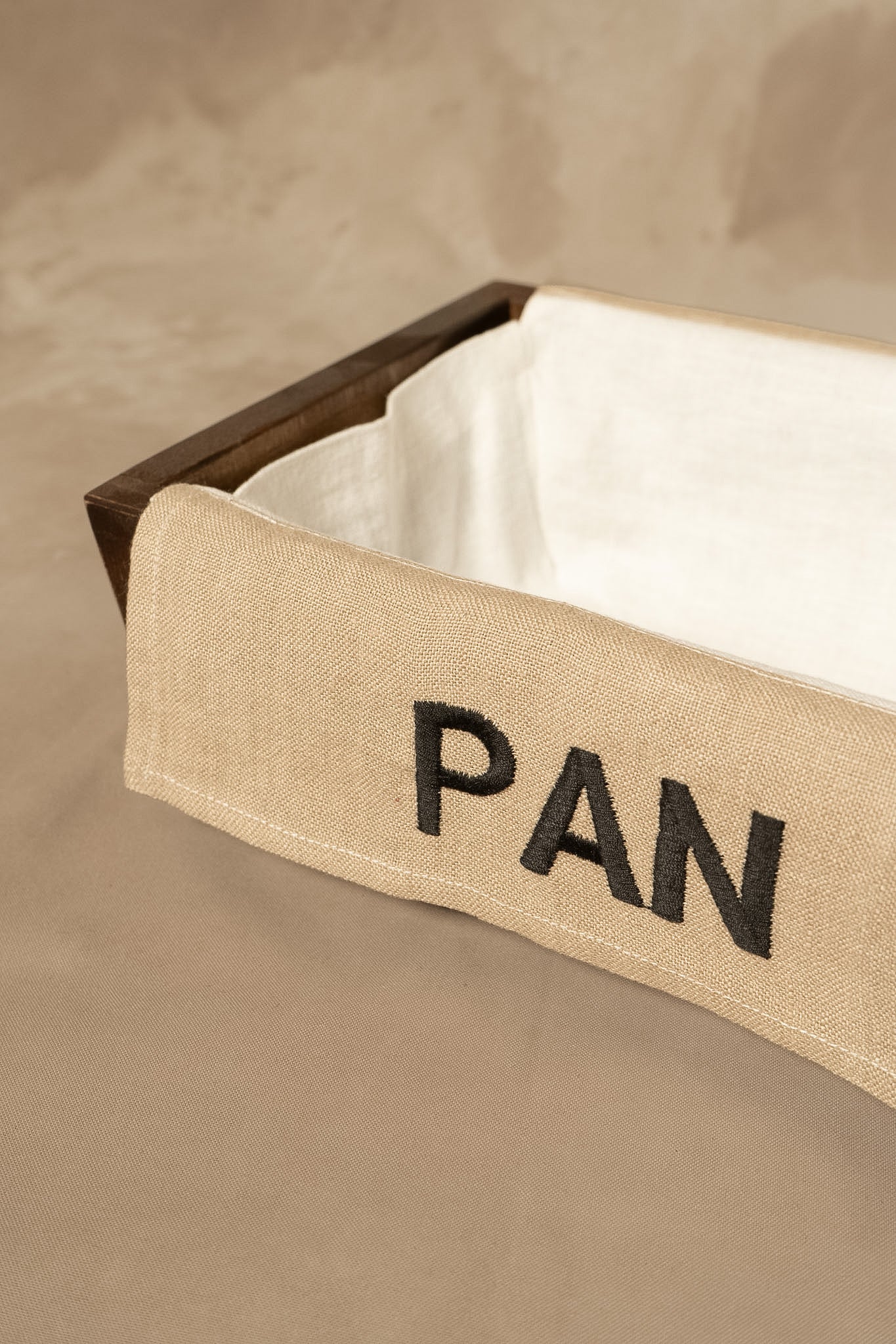 Panera - Con Funda de Lino Teñido Café 30x20x8