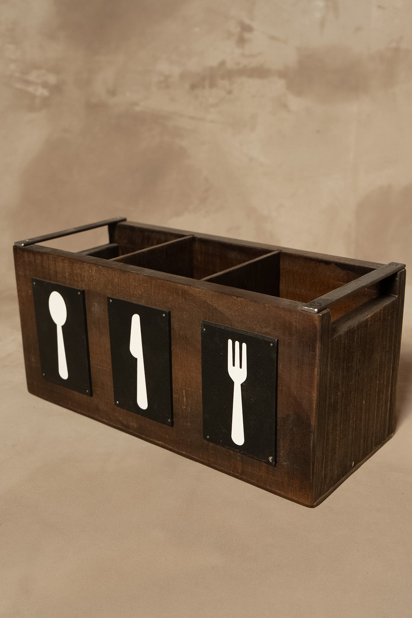 Porta Cubierto con Separaciones — Teñido Café 30x13x14.5