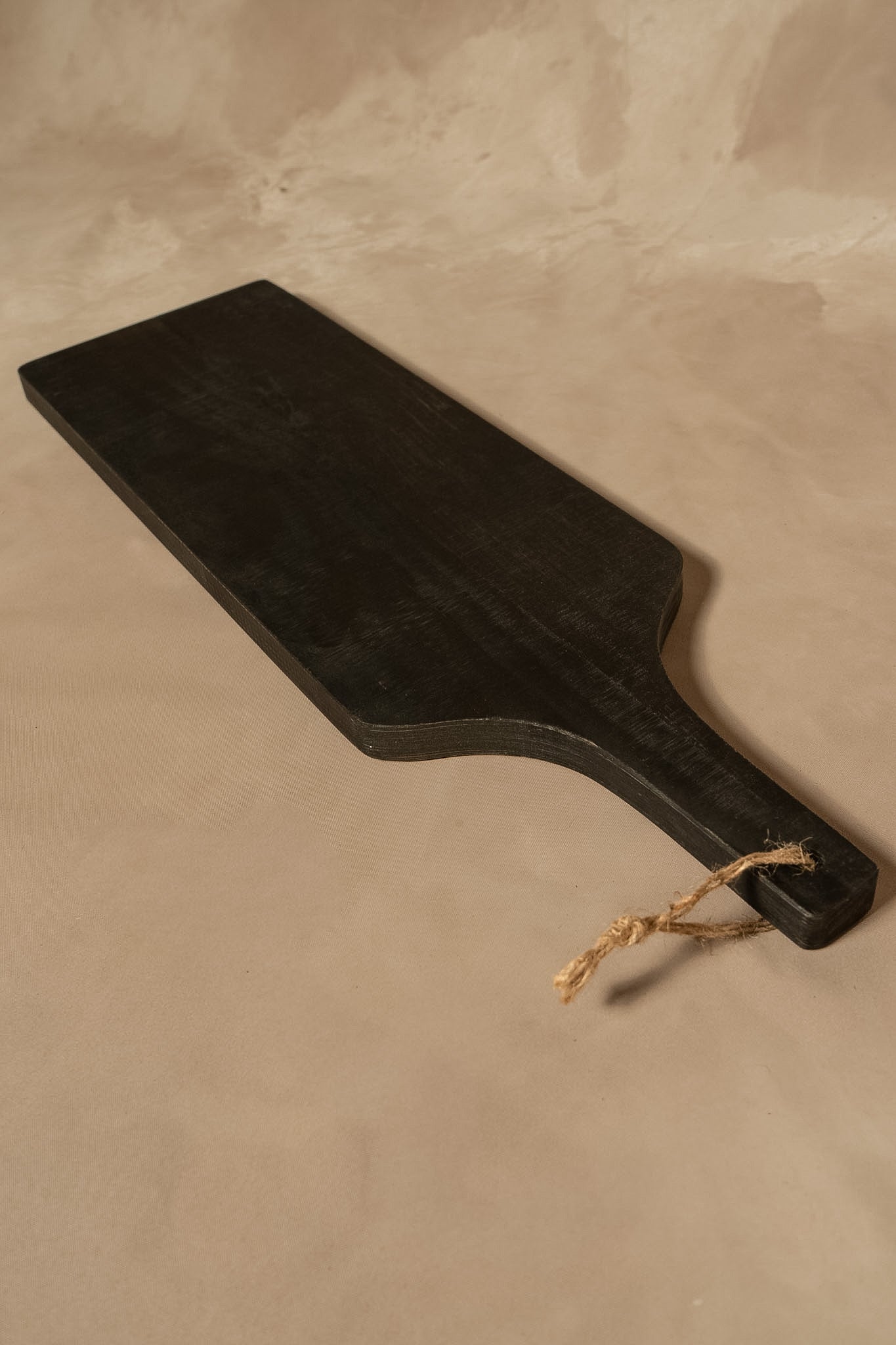 Tabla Rústica Galpón - Pino Clear Aserrada Pátina Negra 60x18x2