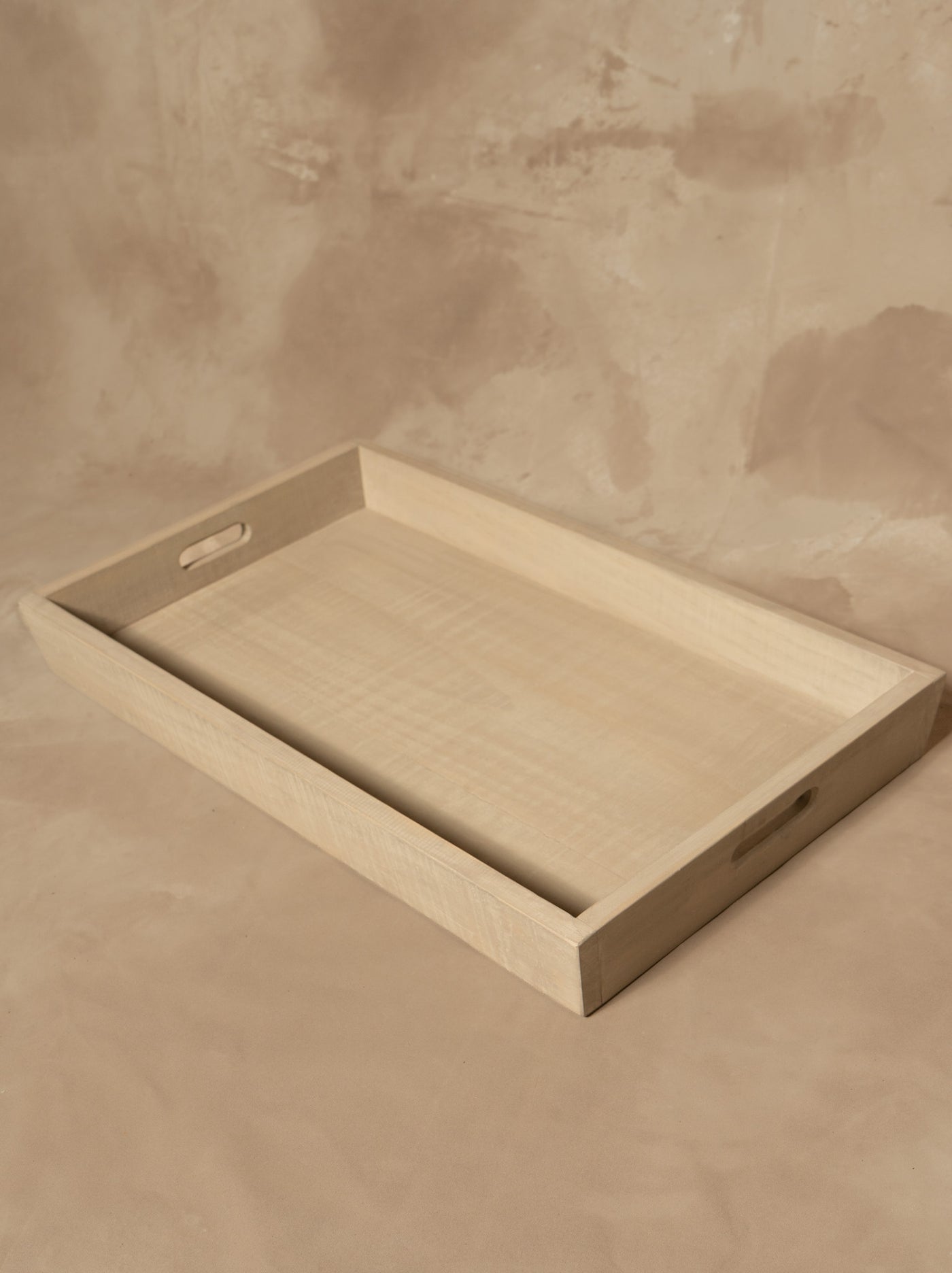 Bandeja de Trago — Pino Clear Teñido Rústico Claro 60x35x7