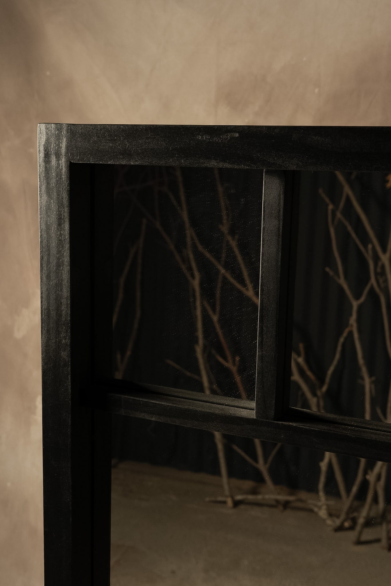 Espejo con Divisiones Asimétricas — Madera Pino Clear Negro 90x140