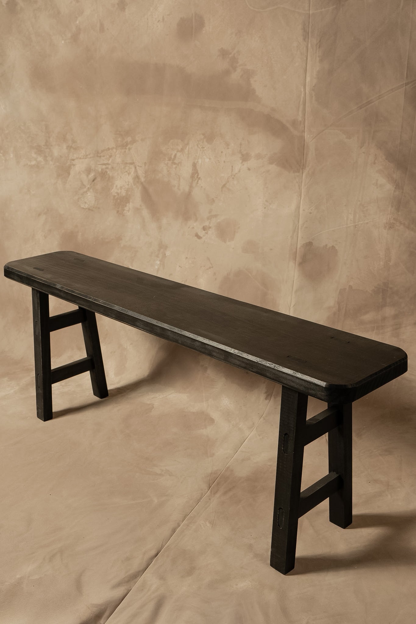 Banqueta Tere - Pátina Negra 120x23x45
