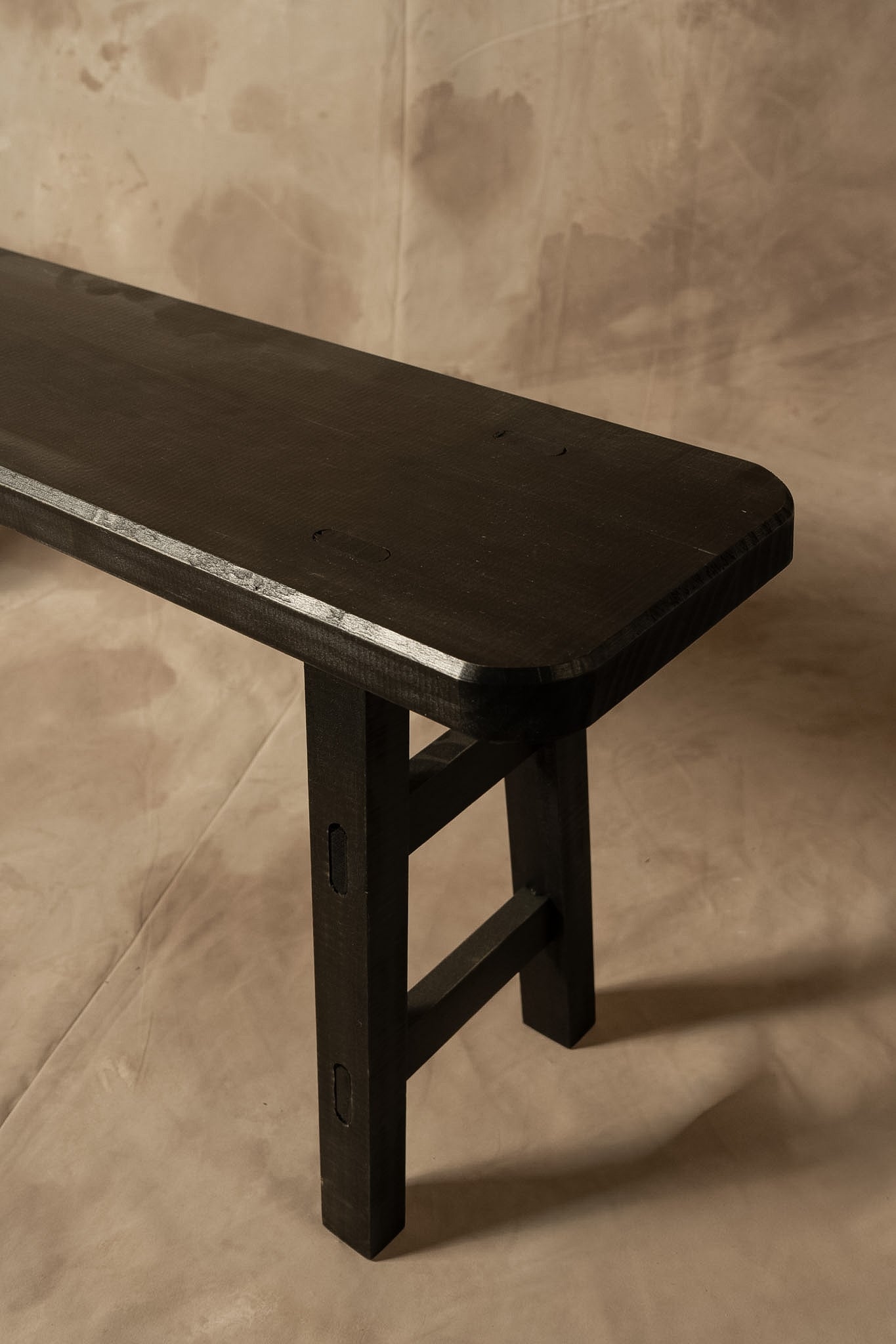 Banqueta Tere - Pátina Negra 120x23x45