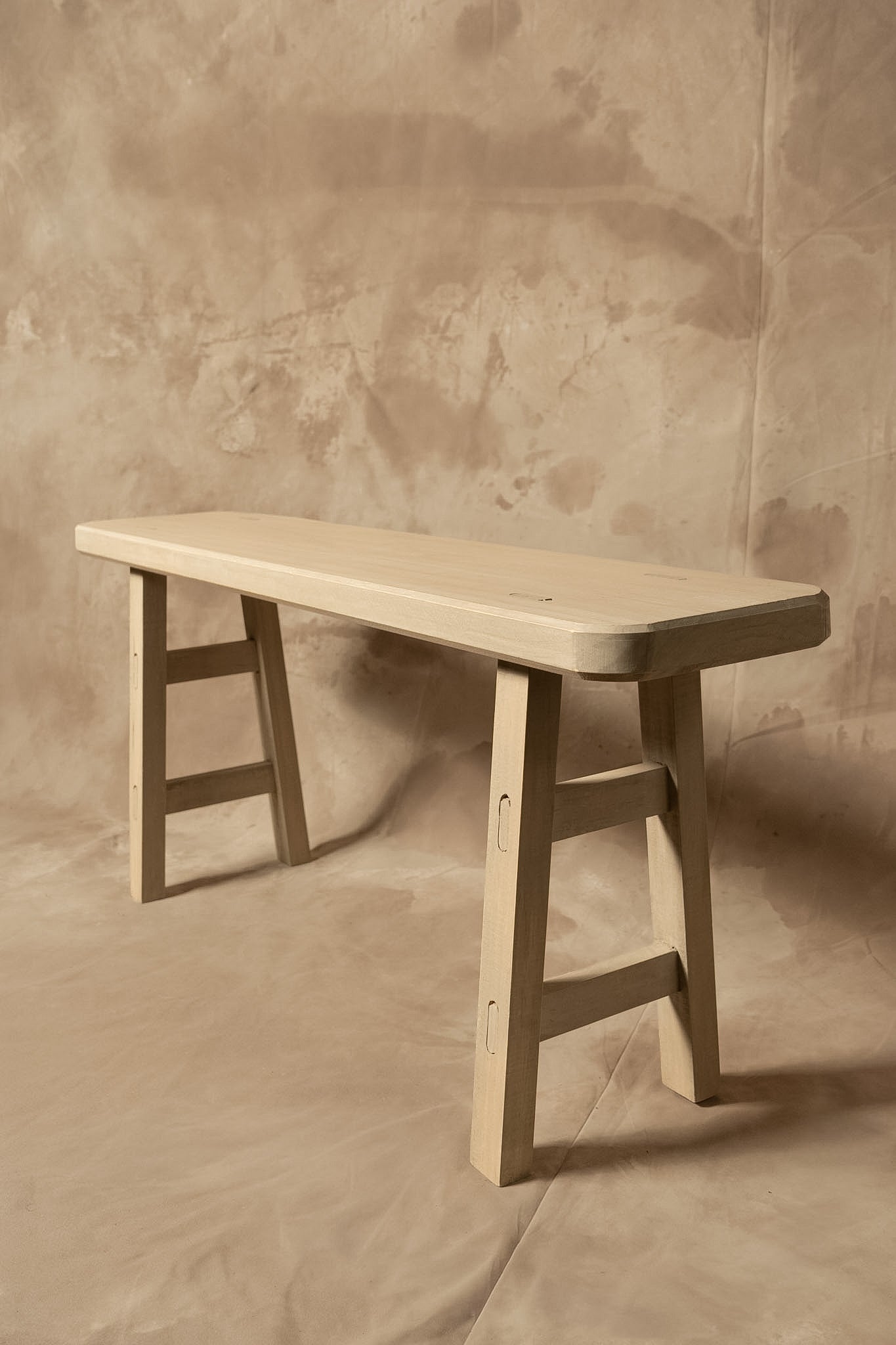Banqueta Tere — Pino Clear Teñido Rústico Gris Beige Oscuro Envejecido 100x23x45