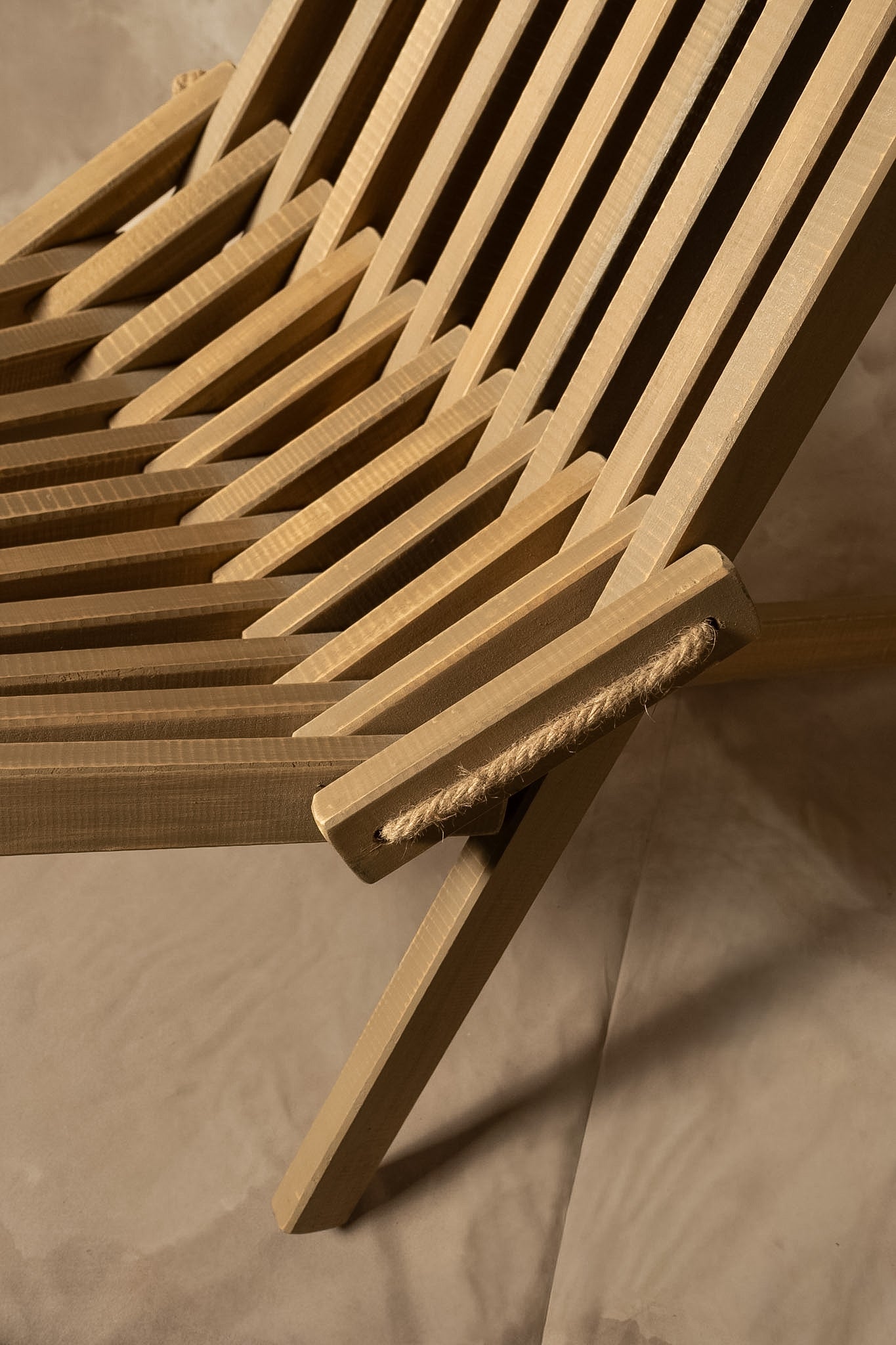 Silla Jesuita — Con Cojín Pino Clear Teñido Rústico Aserrada Gris Beige Envejecido 50x31x140