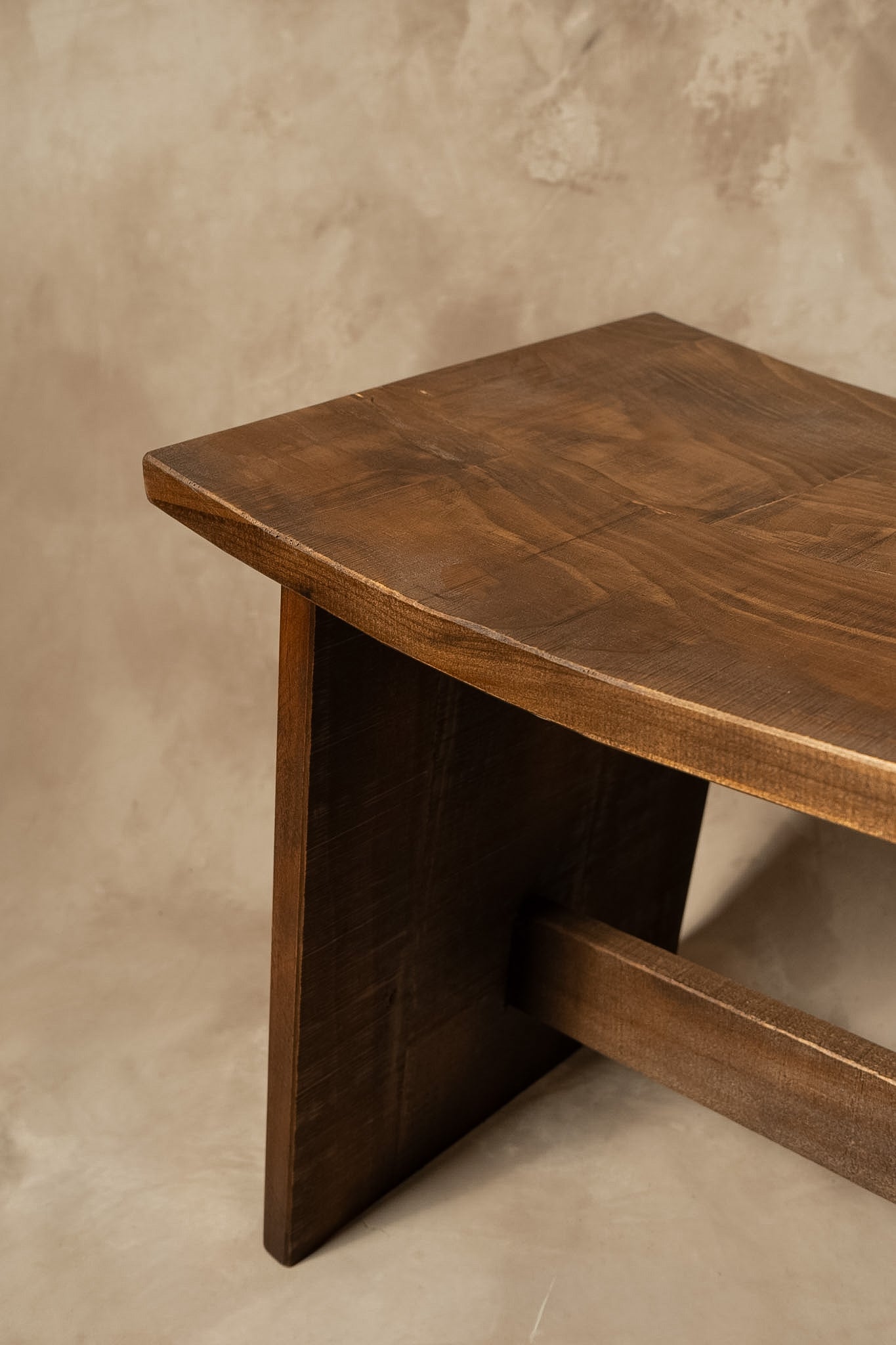 Huanco Largo - Pino Clear Aserrado Teñido Café 100x38x45