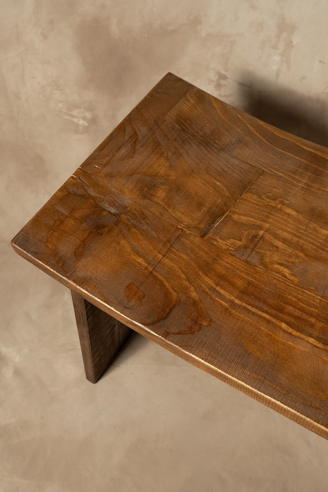 Huanco Largo - Pino Clear Aserrado Teñido Café 100x38x45