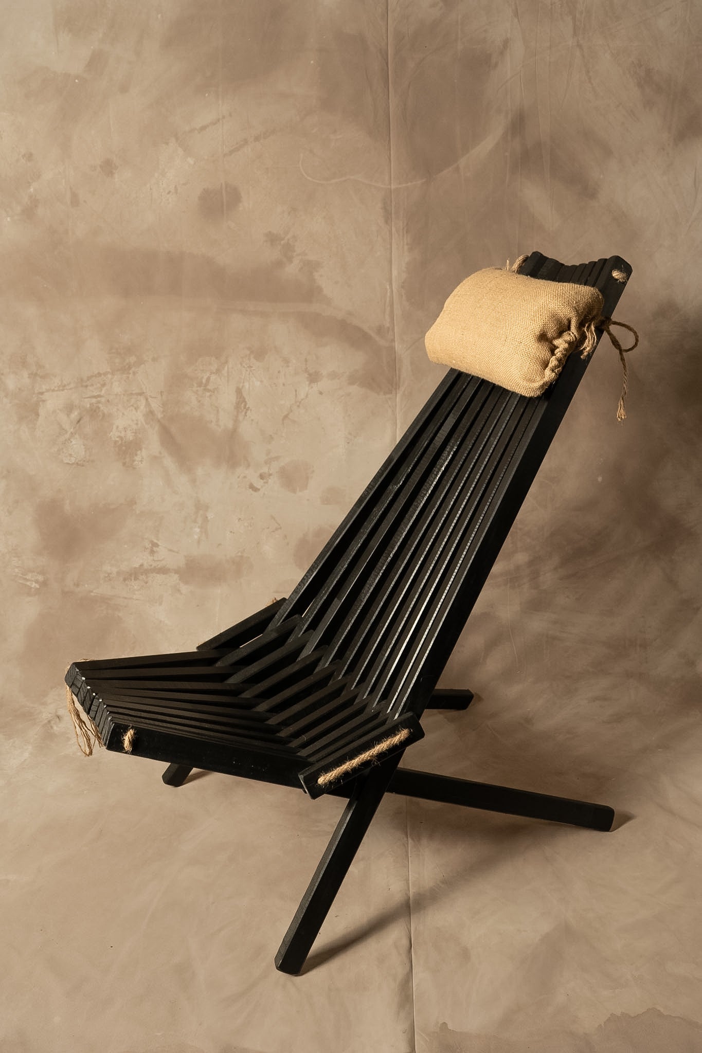 Silla Jesuita - Con Cojín Pátina Negra 50x31x140