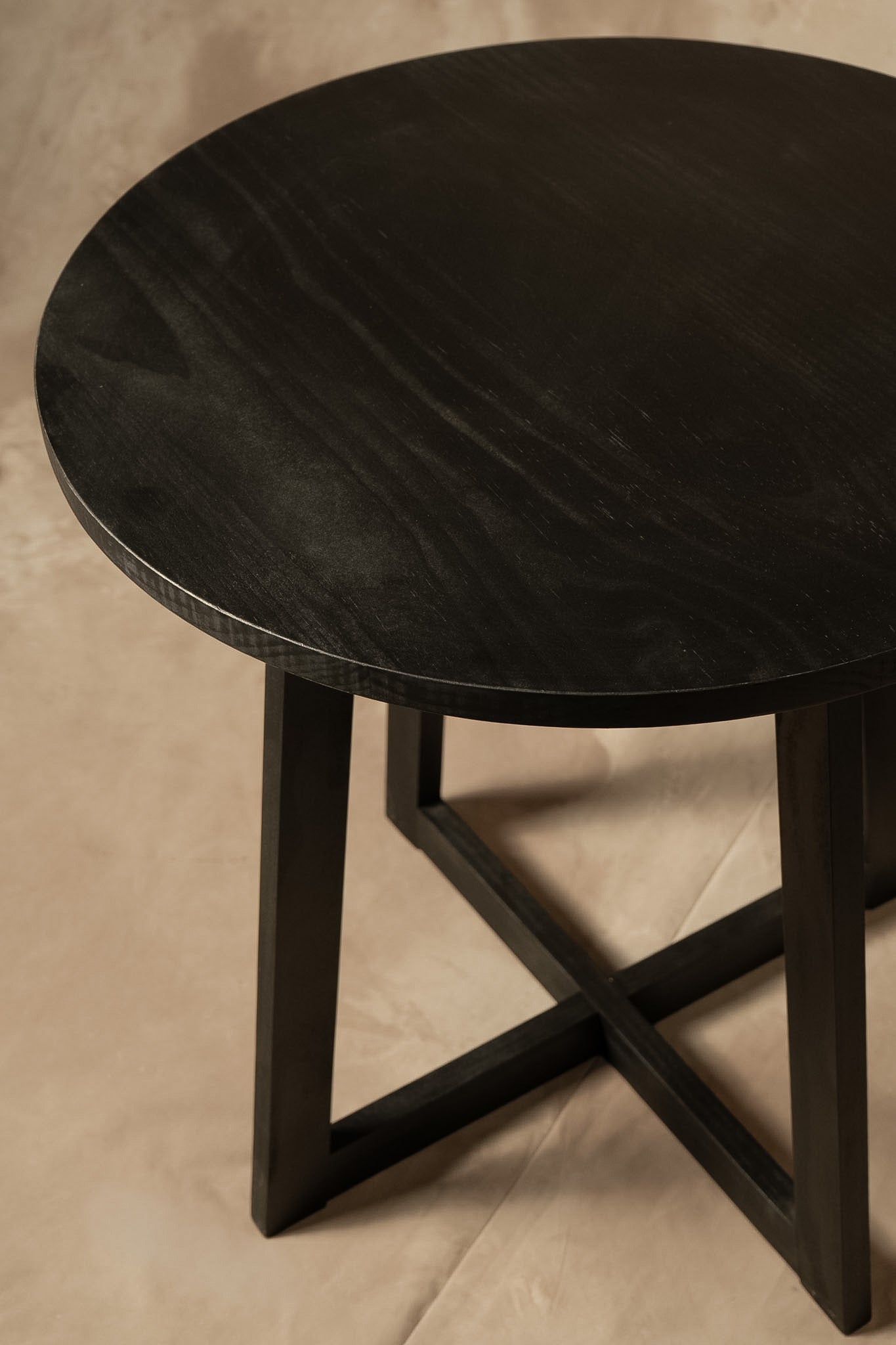 Mesa Lateral Ana — Pátina Negra 60x60x60