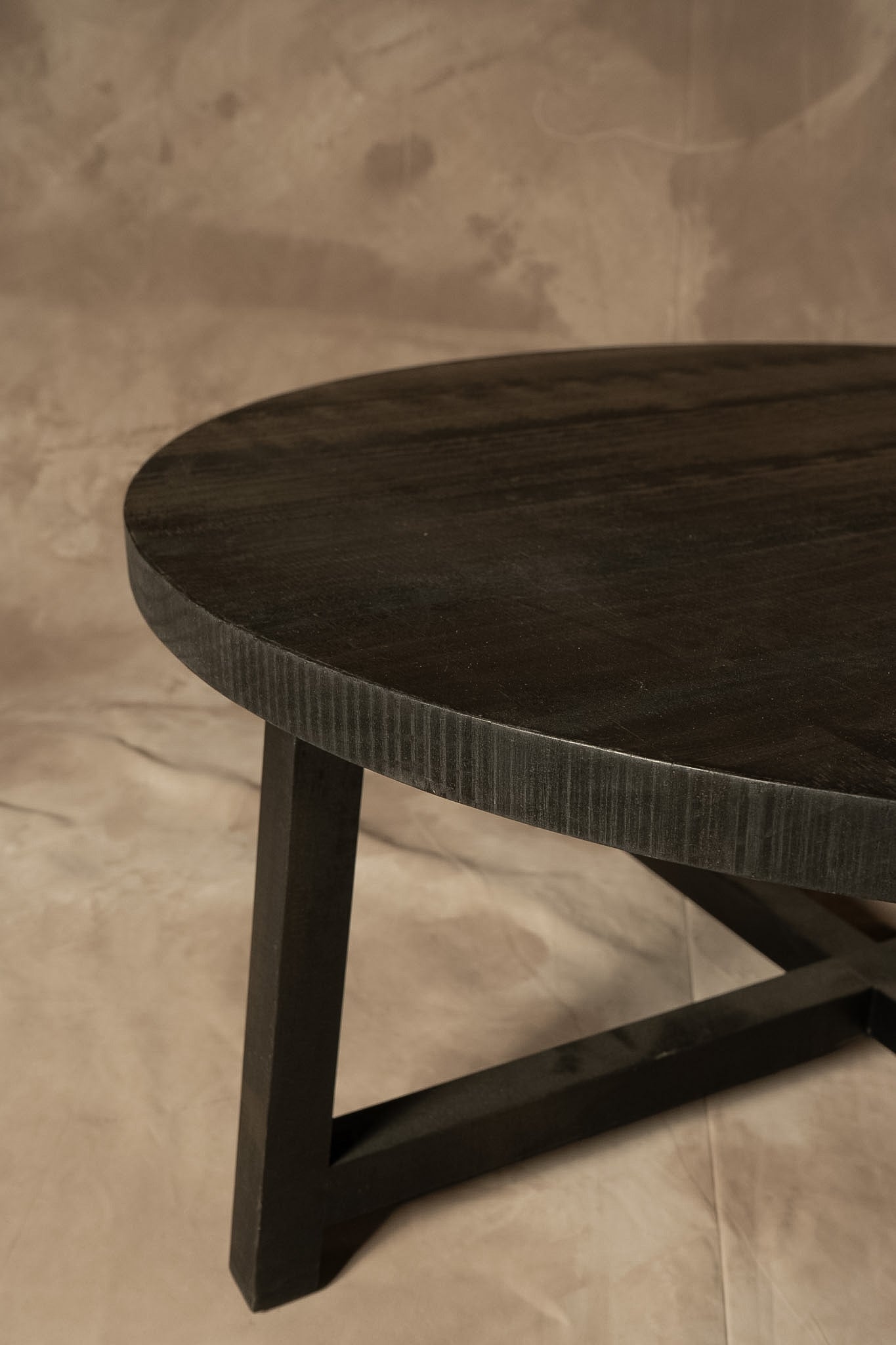 Mesa de Centro Redonda — Pátina Negra 100x100x45