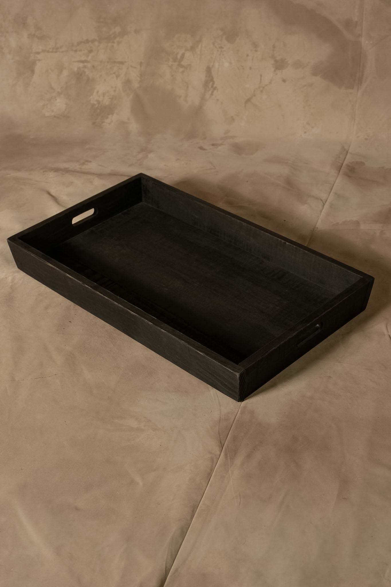Bandeja de Trago - Pino Clear Aserrada Pátina Negra 60x35x7