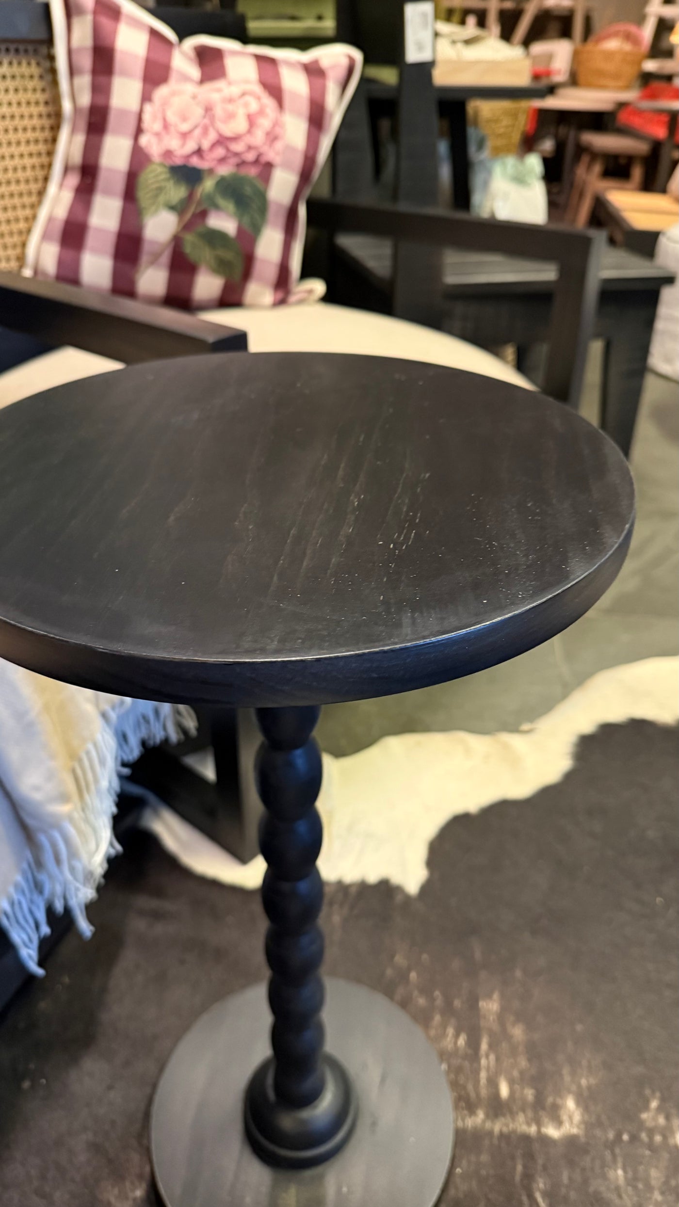 Mesa Auxiliar — Pino Clear Pulido Pátina Negra 32x32x59