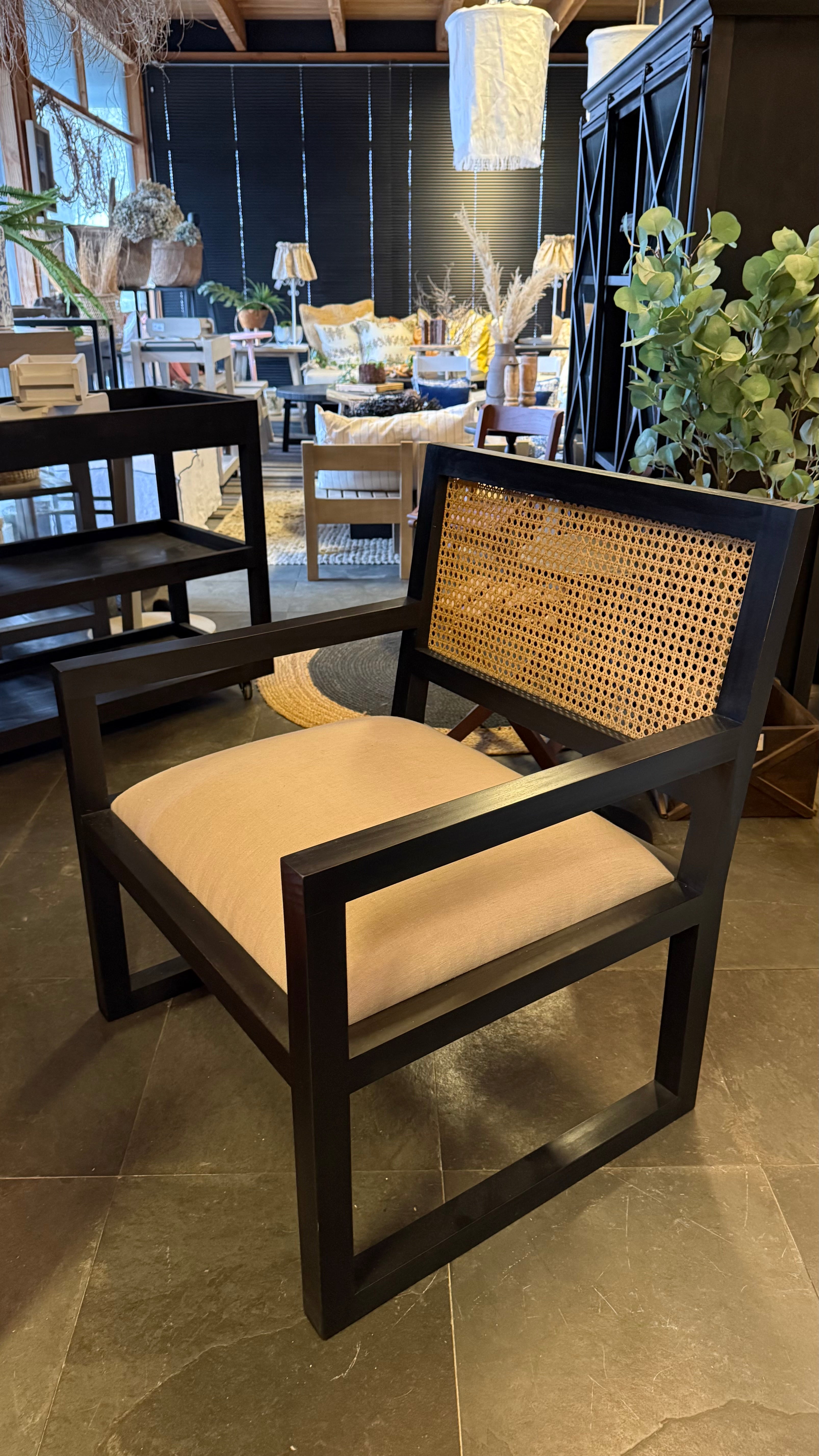 Butaca Cartagena - Madera Tepa Pulida Negro 68x62x81