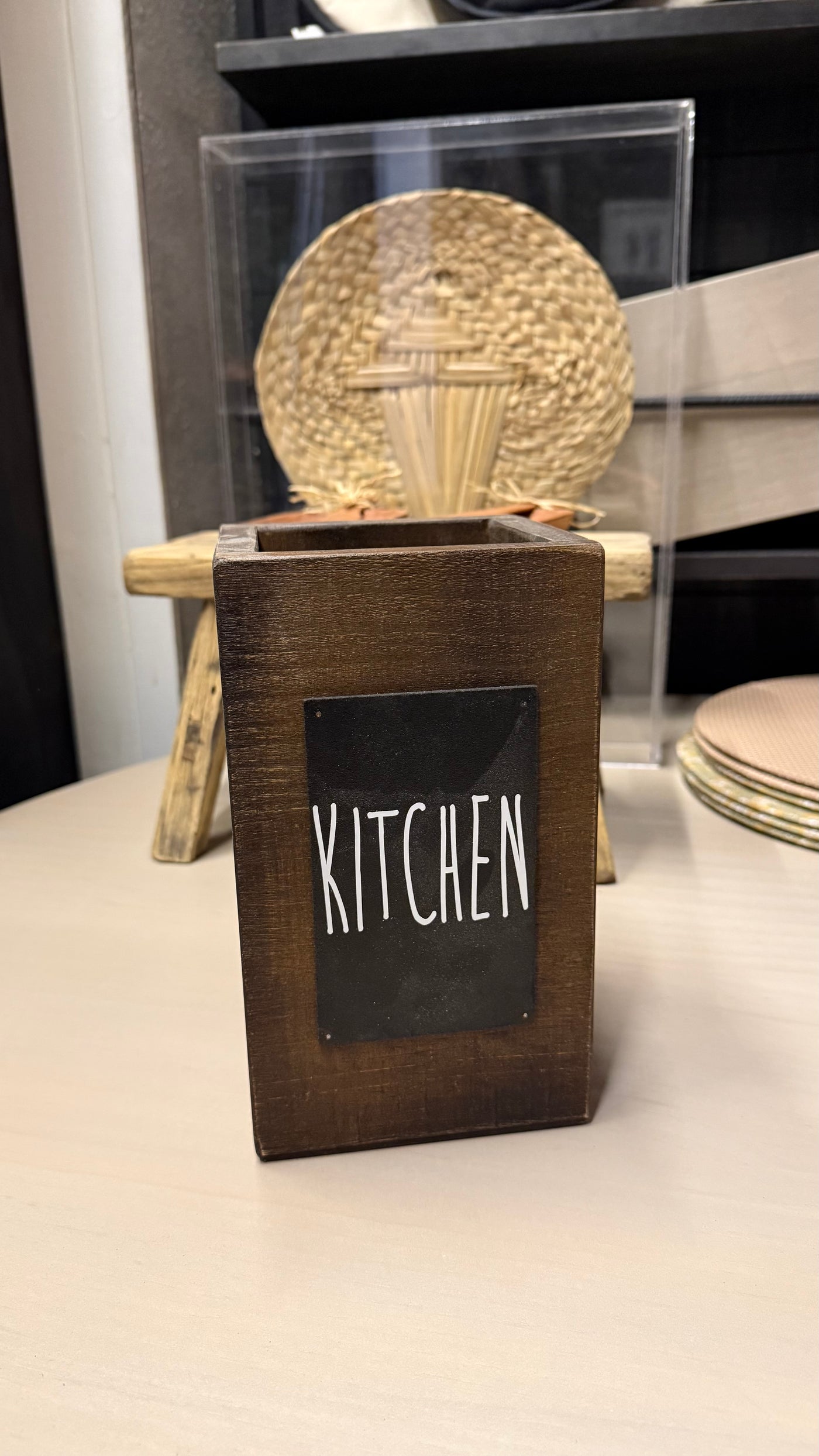 Caja Kitchen — Teñido Café 13x22.5