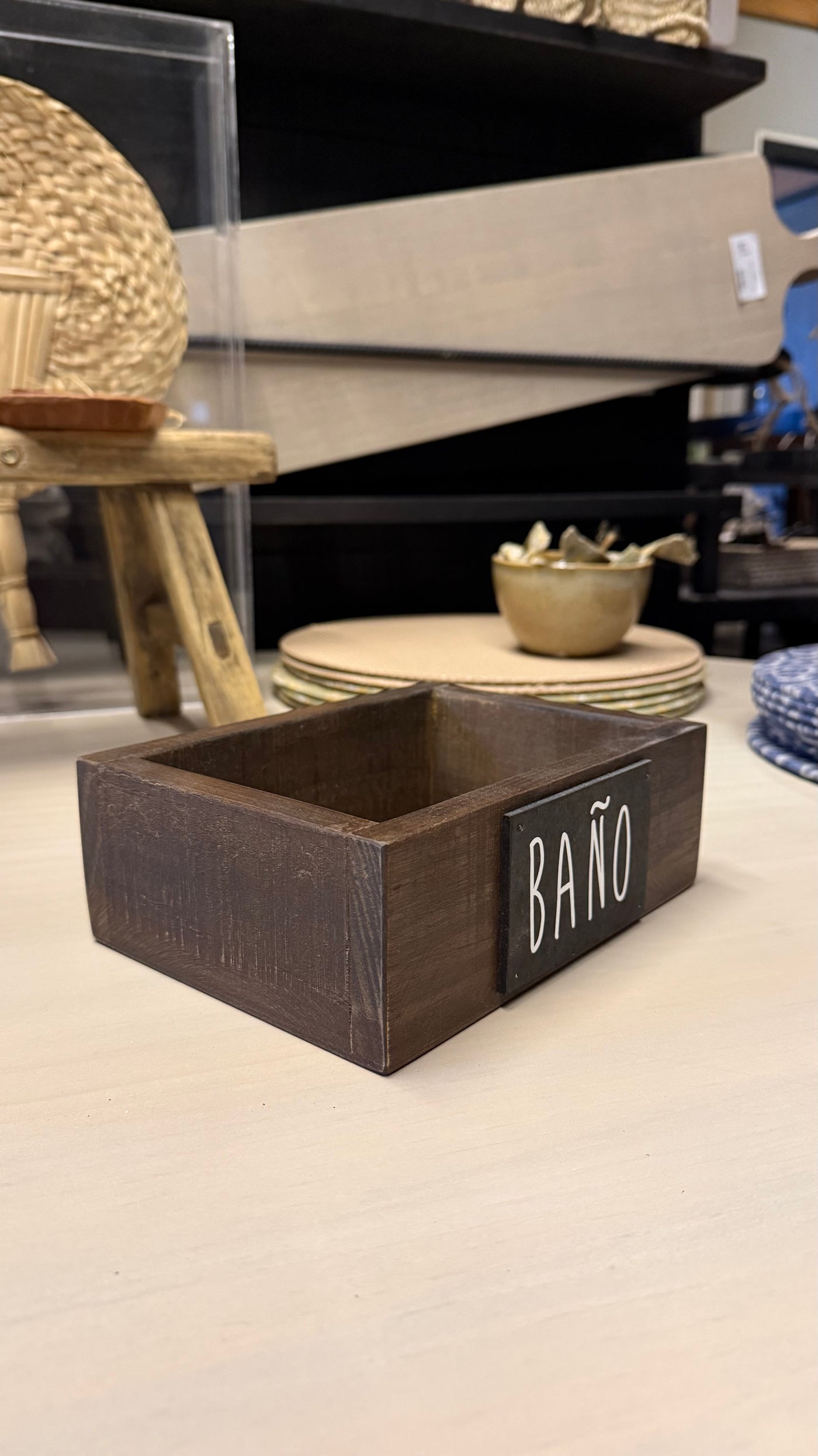 Caja de Baño — Teñido Café 20x15x7