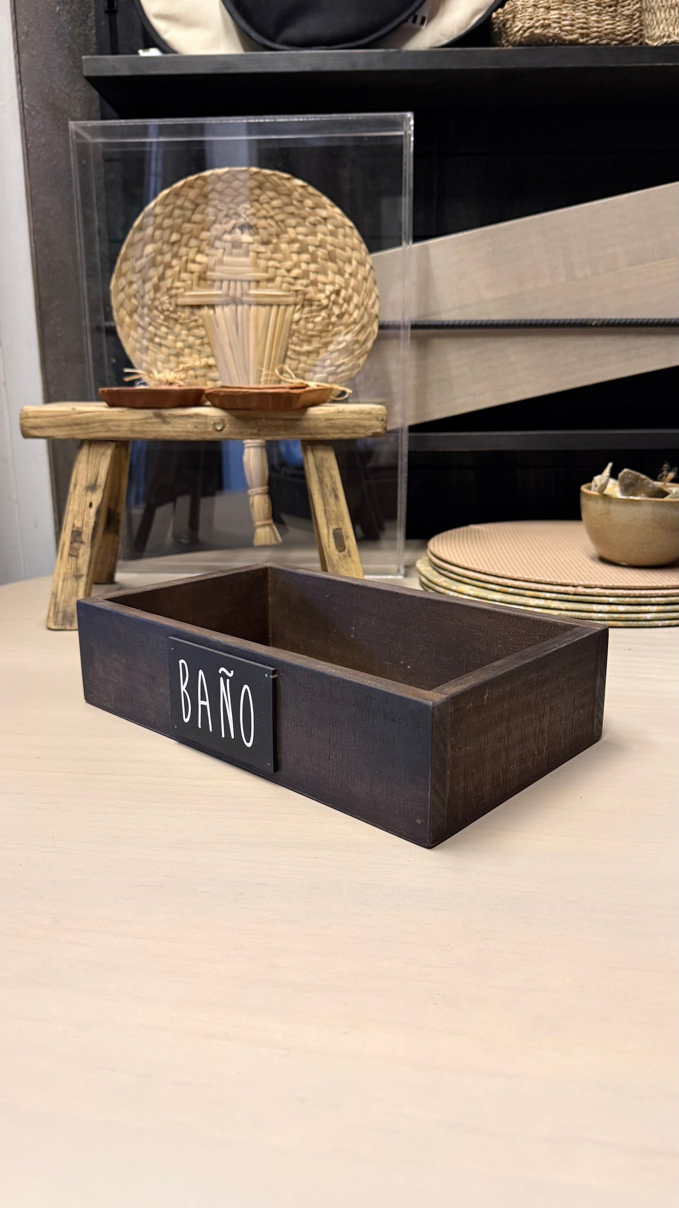 Caja de Baño — Teñido Café 30x17x7