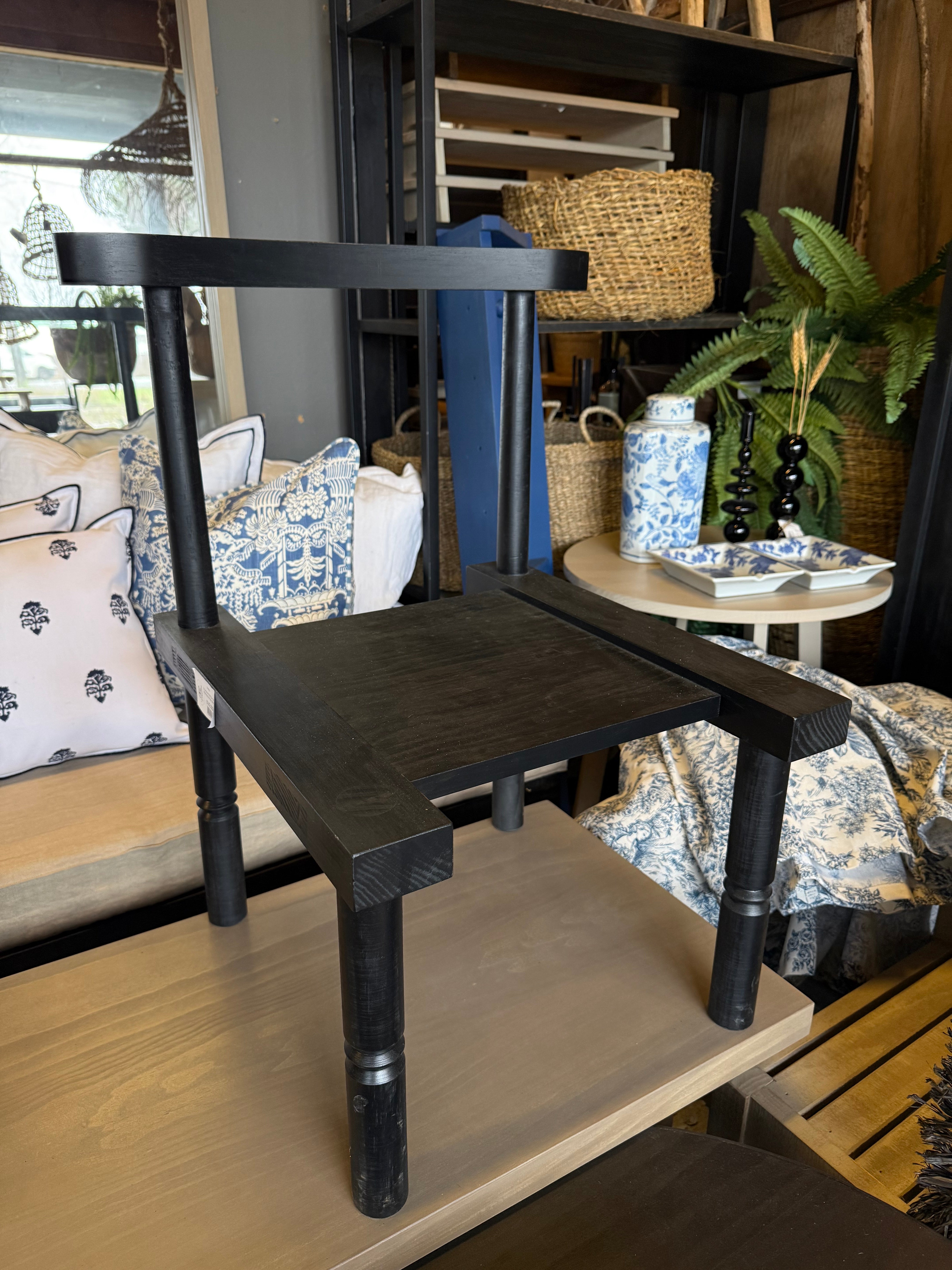 Silla Baja Rústica - Pino Clear Aserrada Pátina Negra 54x50x70