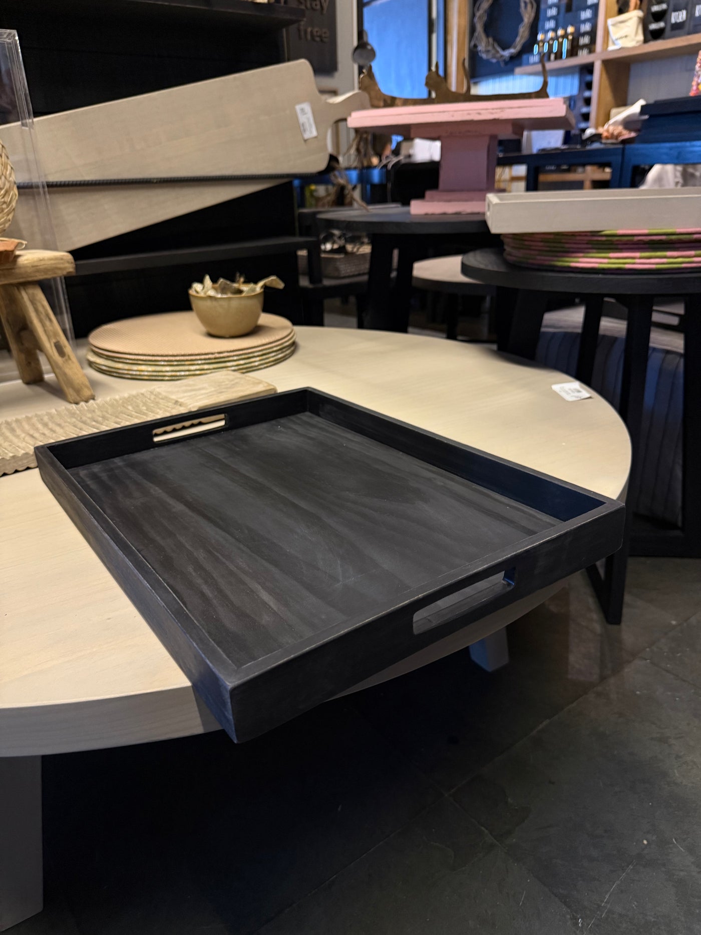 Bandeja Rectangular — Dora Pino Clear Pátina Negra 45x33x4