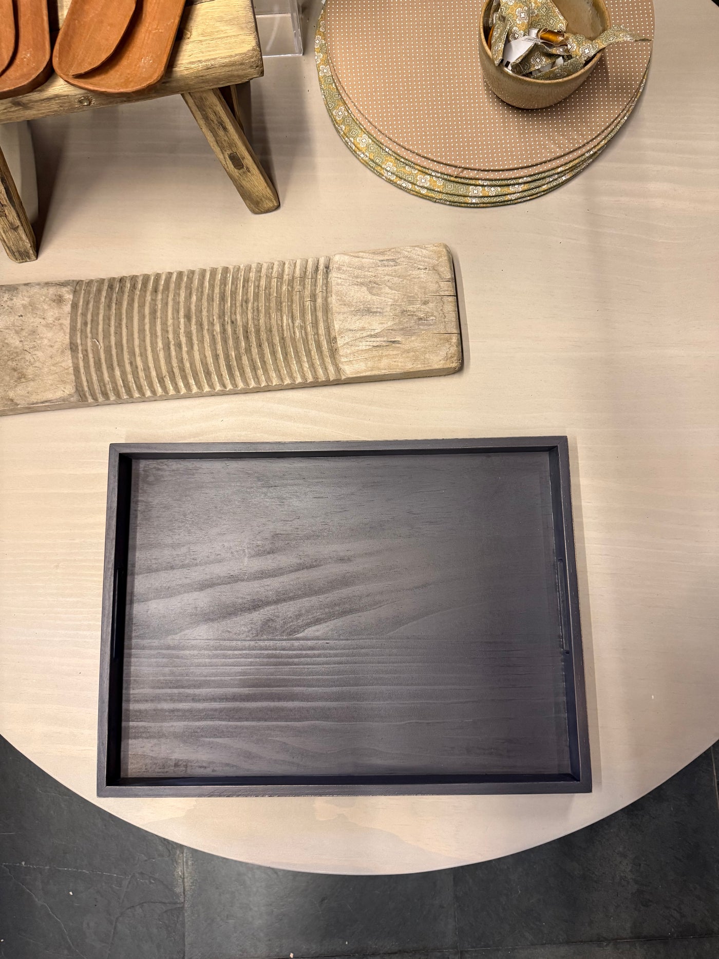 Bandeja Rectangular — Dora Pino Clear Marrón 45x33x4