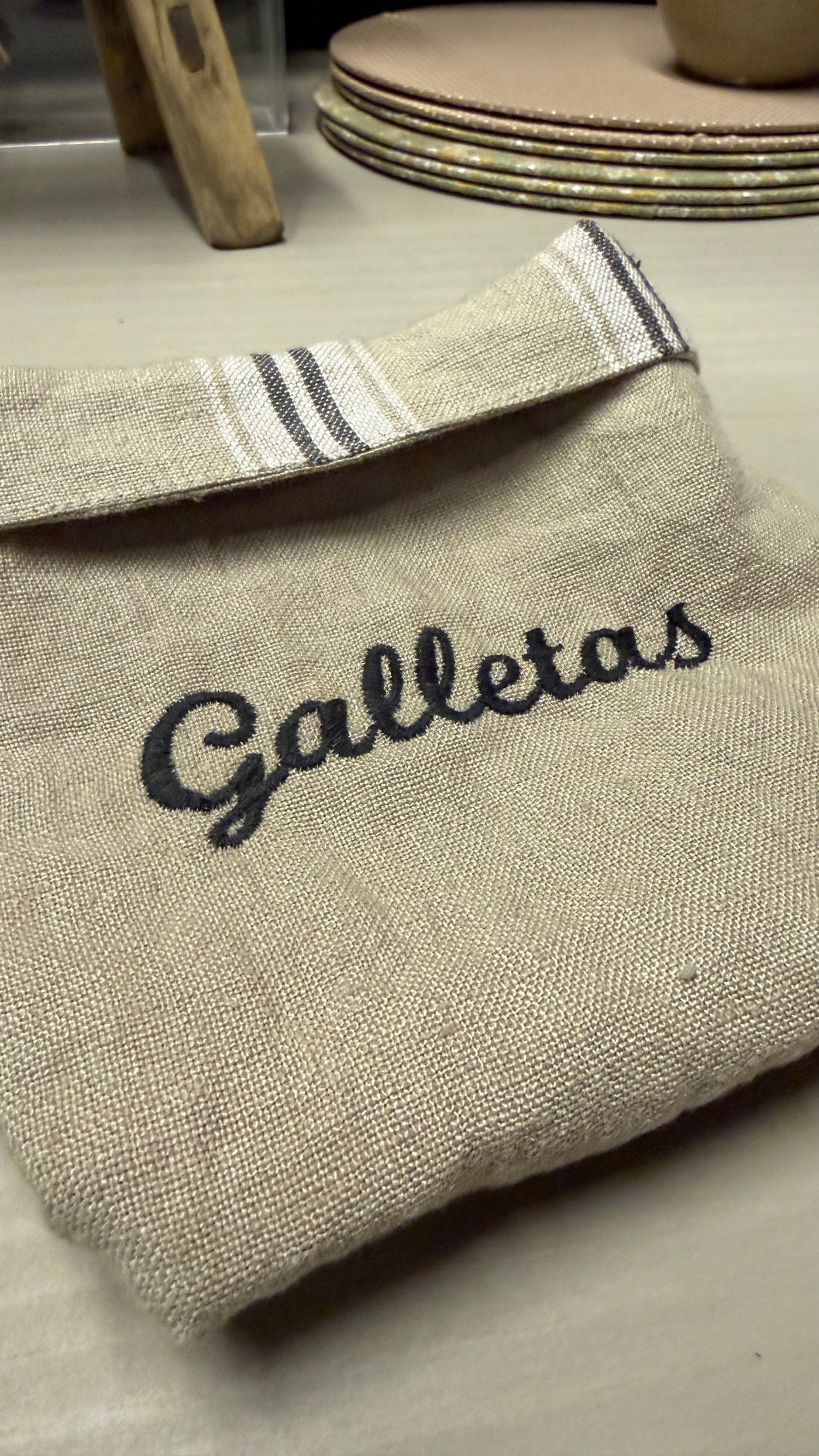 Funda de Lino para Frasco — Bordado Galletas Bordada Natural 13x13x15