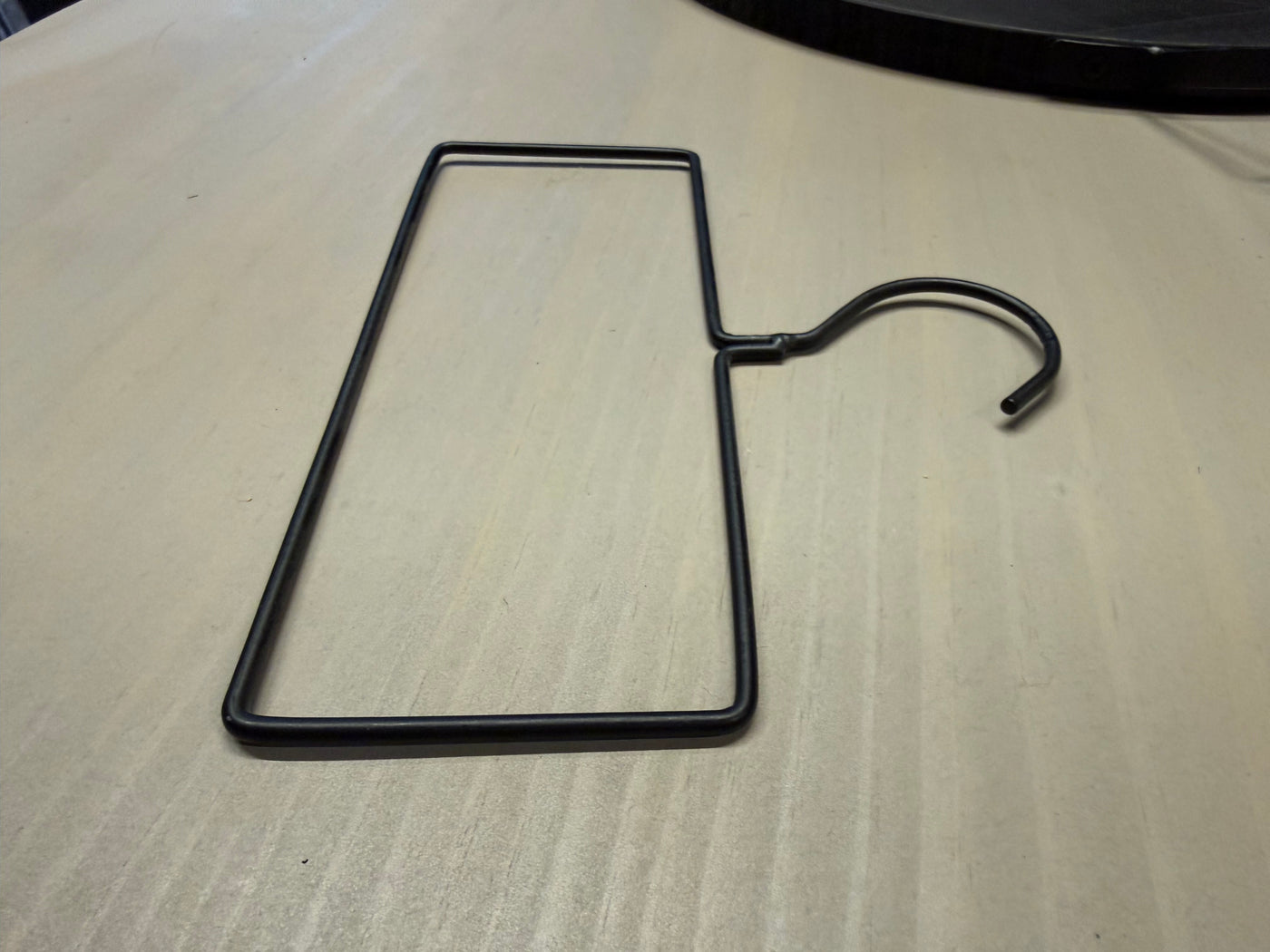 Colgador — Rectangular Fierro Negro 20x16