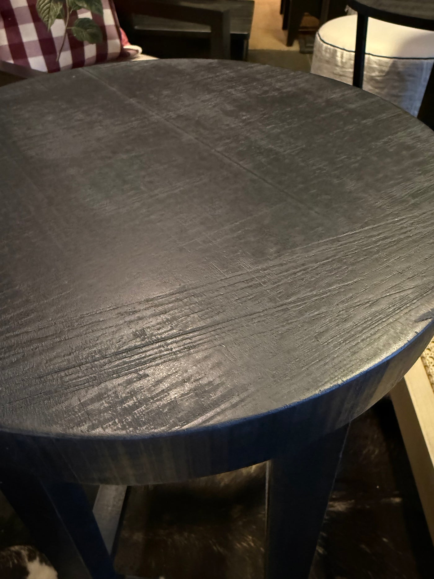 Piso Bar — Pino Clear Aserrado Negro 30x30x73