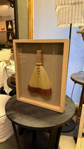 Cuadro escoba - Fondo Lino Natural Marco Pino Clear Aguada Beige 44x53