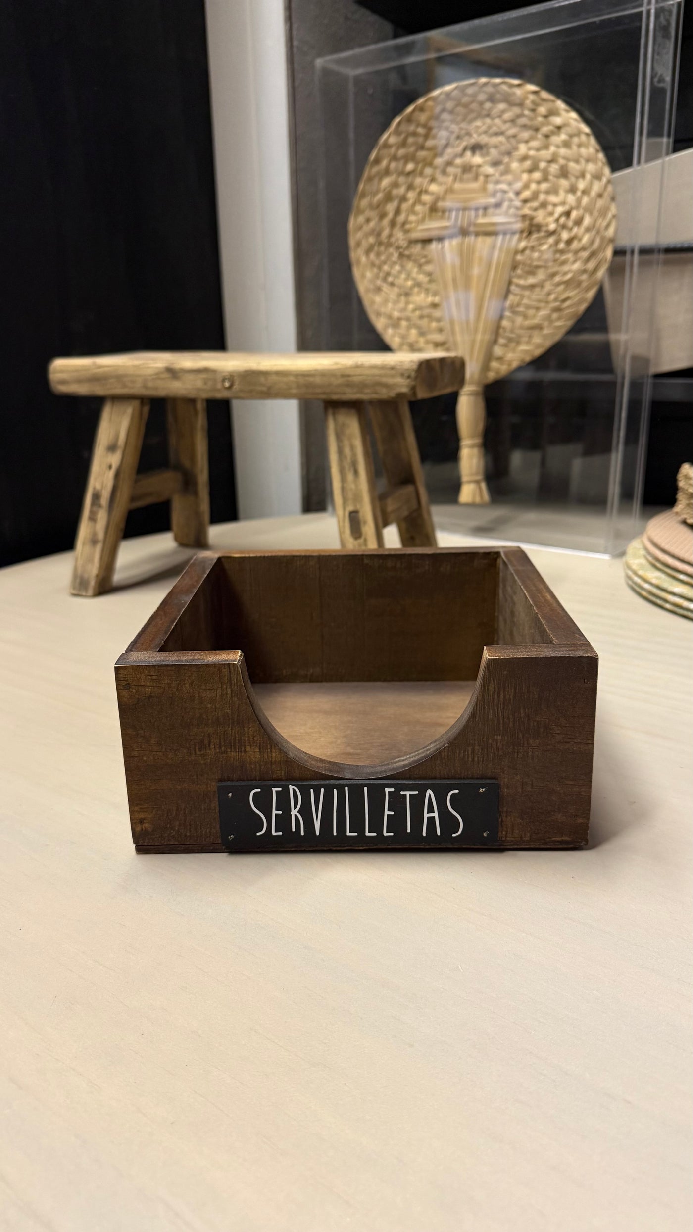 Servilletero — Teñido Café 20x20x9