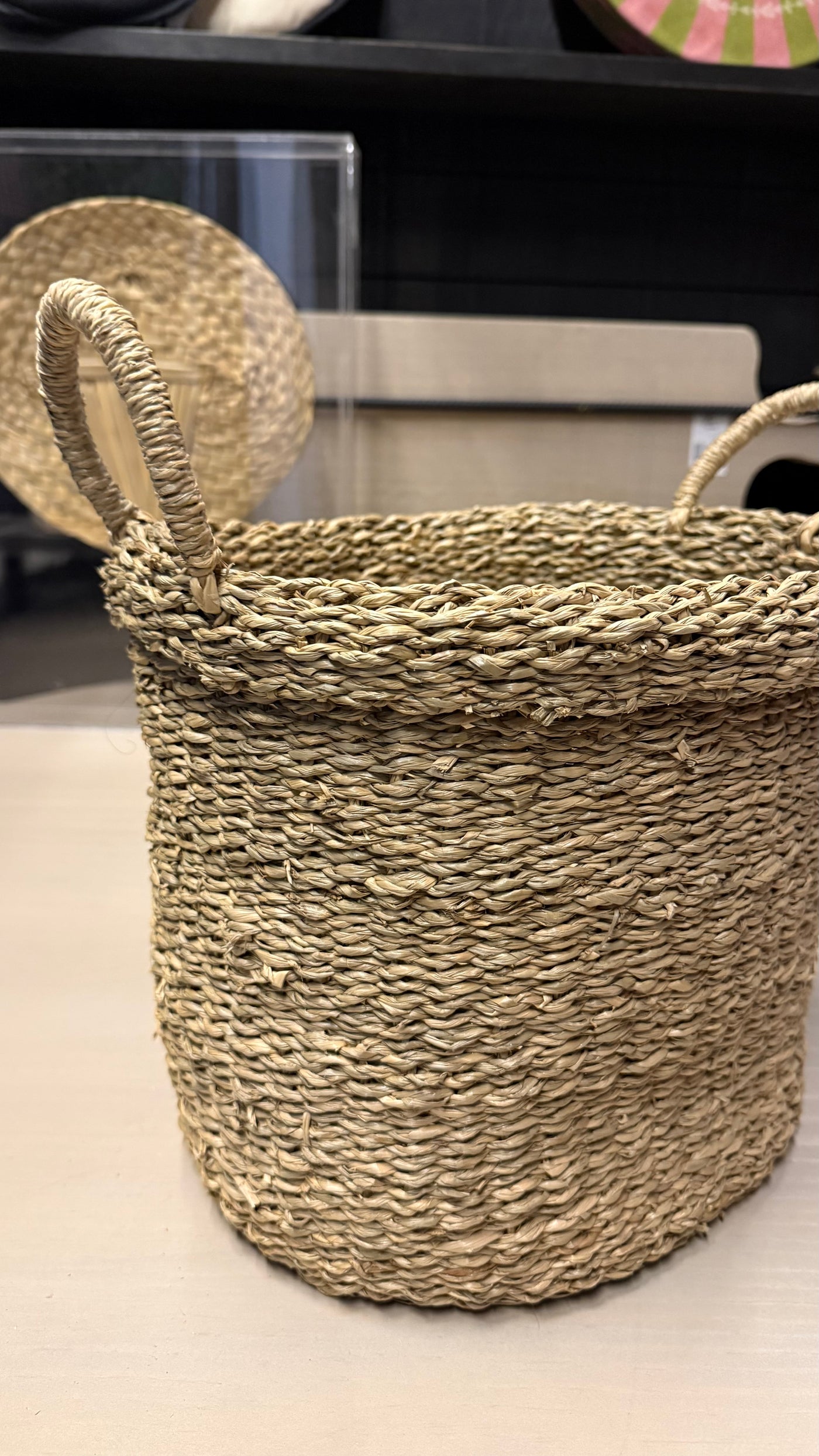 Canasto Decorativo Tejido — Con Asa Tamaño Chico 31x27x35