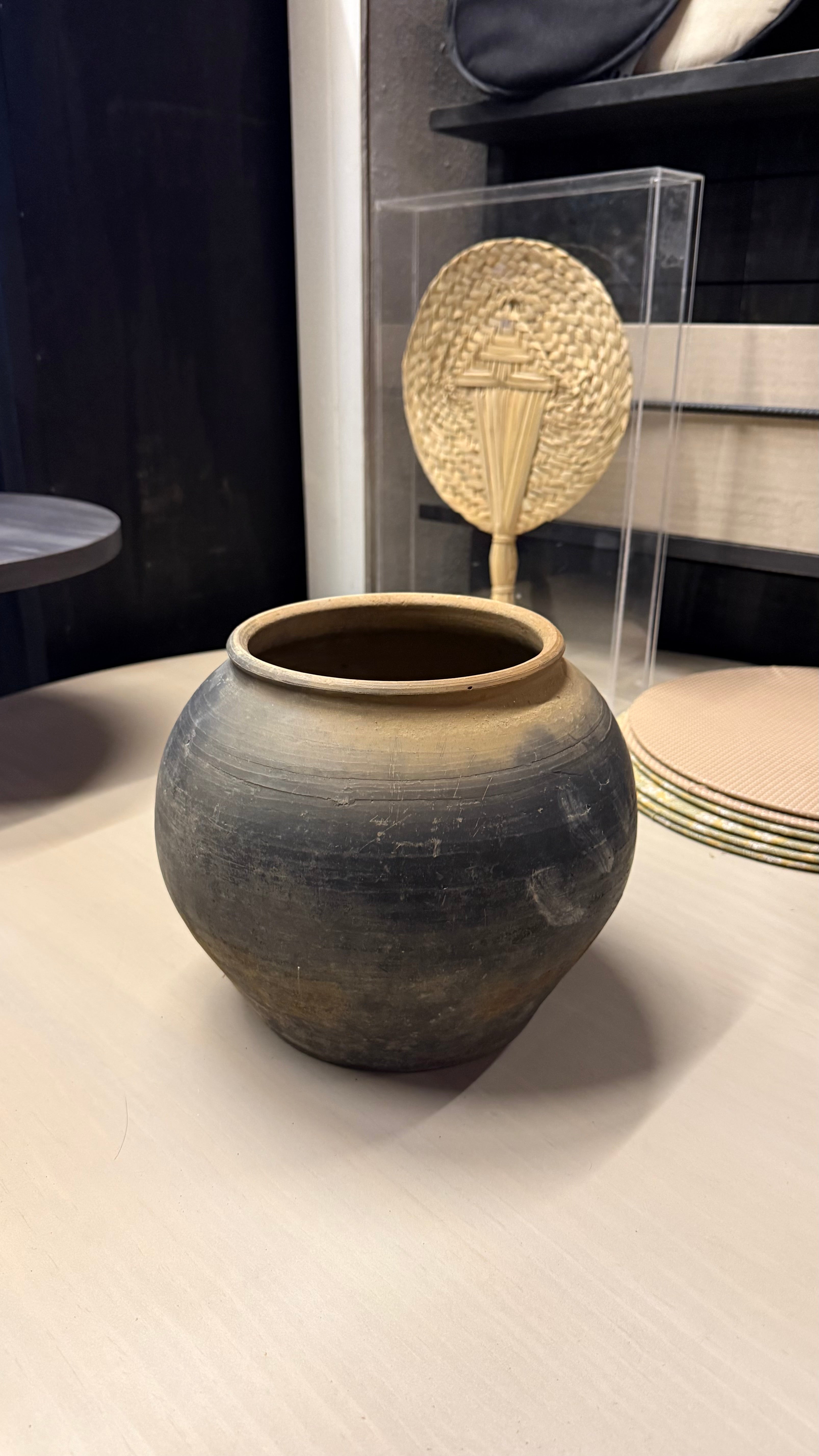 Jarrón Decorativo de Barro - Tamaño Mediano 25x25x21
