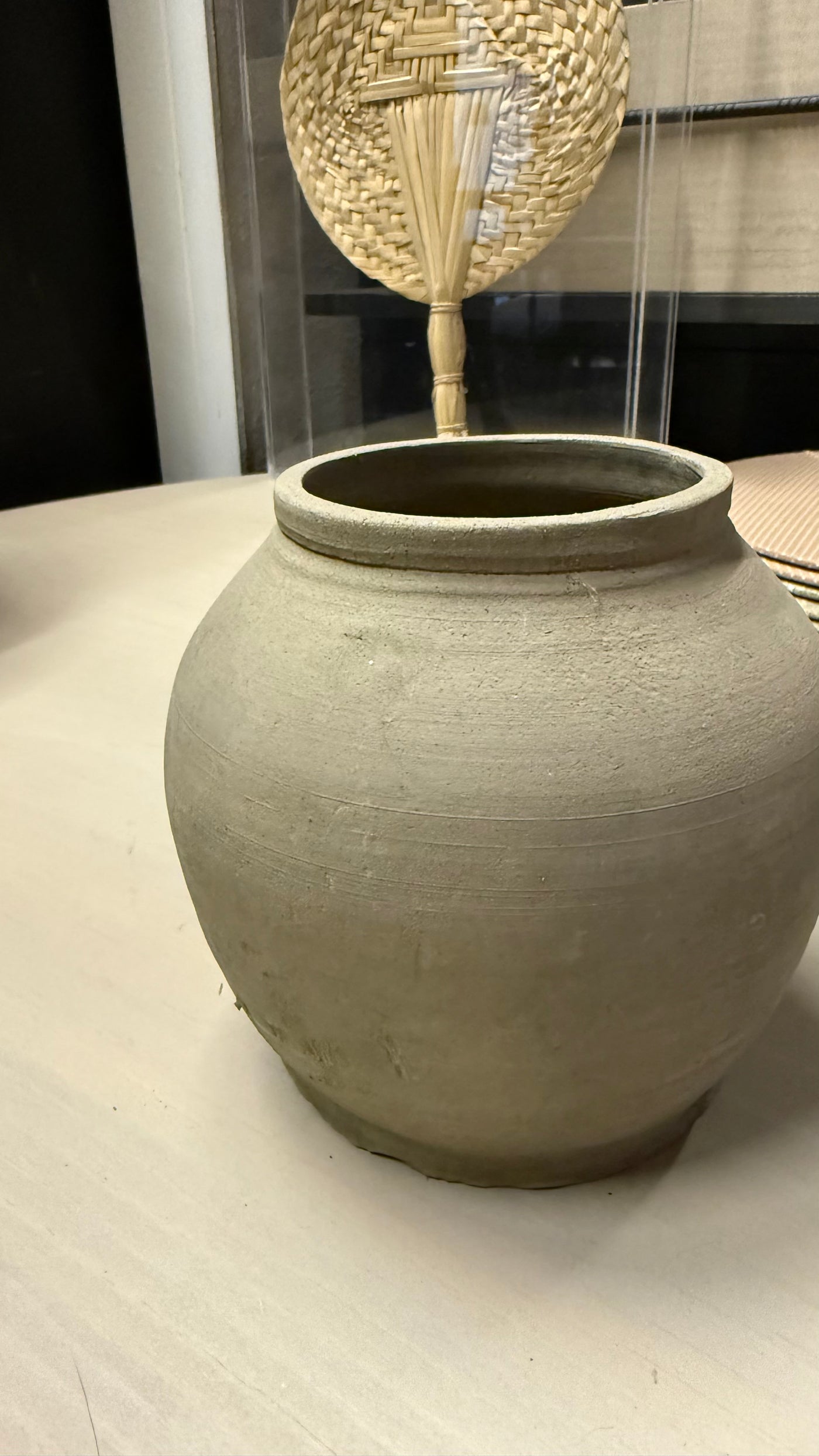 Jarrón Decorativo de Barro — Tamaño Chico 16x16x15