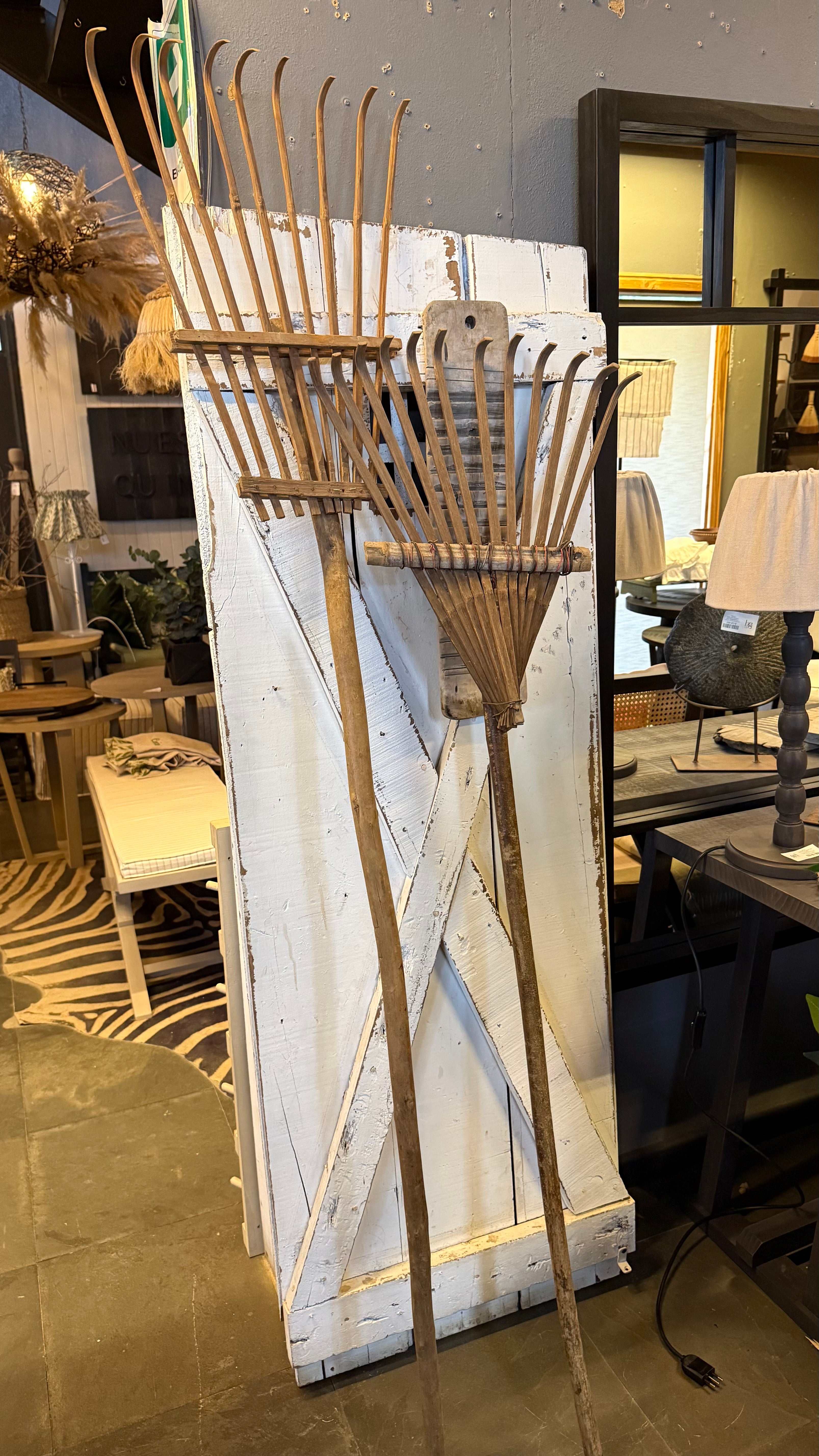 Rastrillo de Madera Antigua - Tamaño Extra Grande 41x7x186