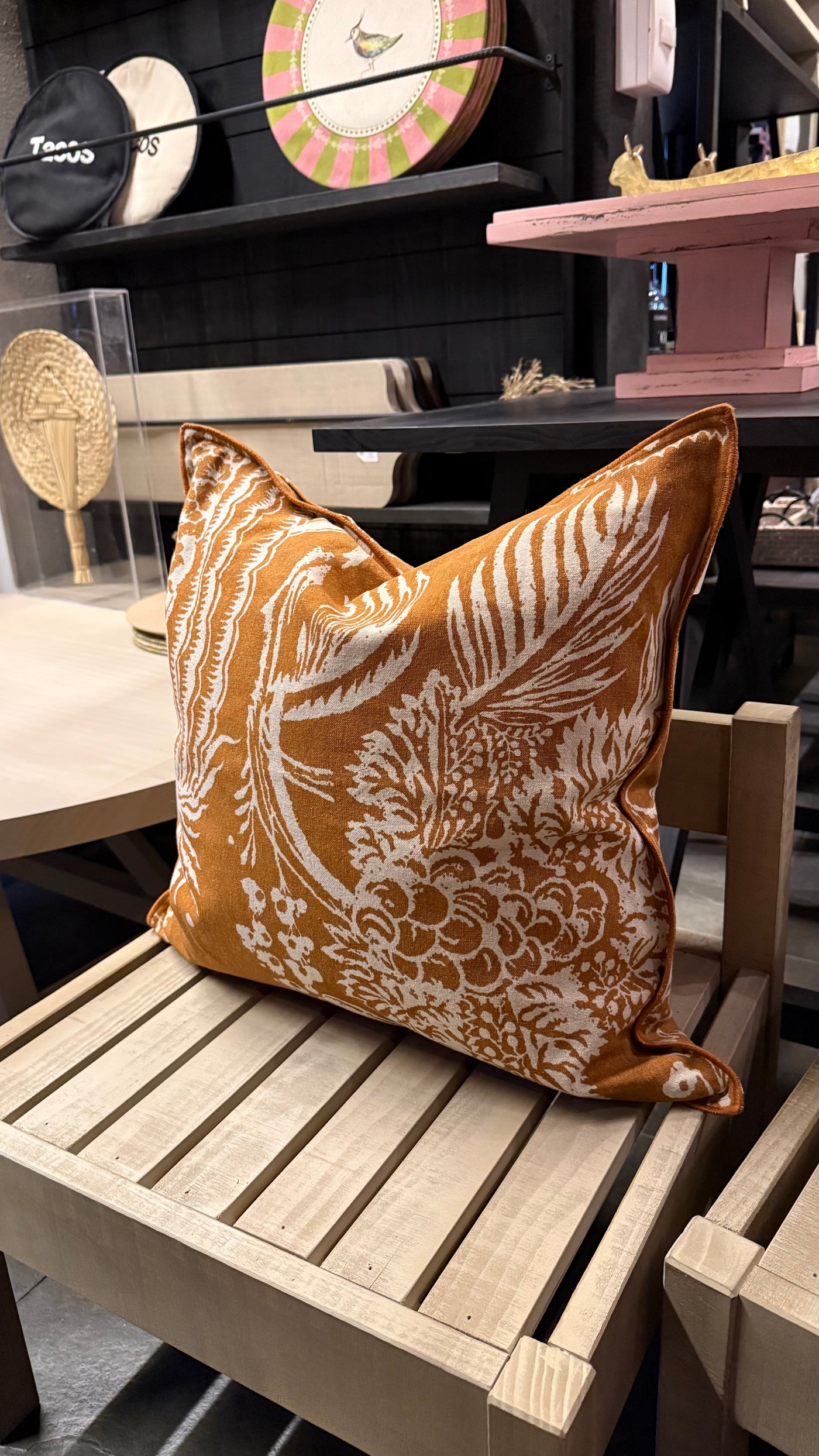 Cojín — Borde con Diseño Terracota 50x50