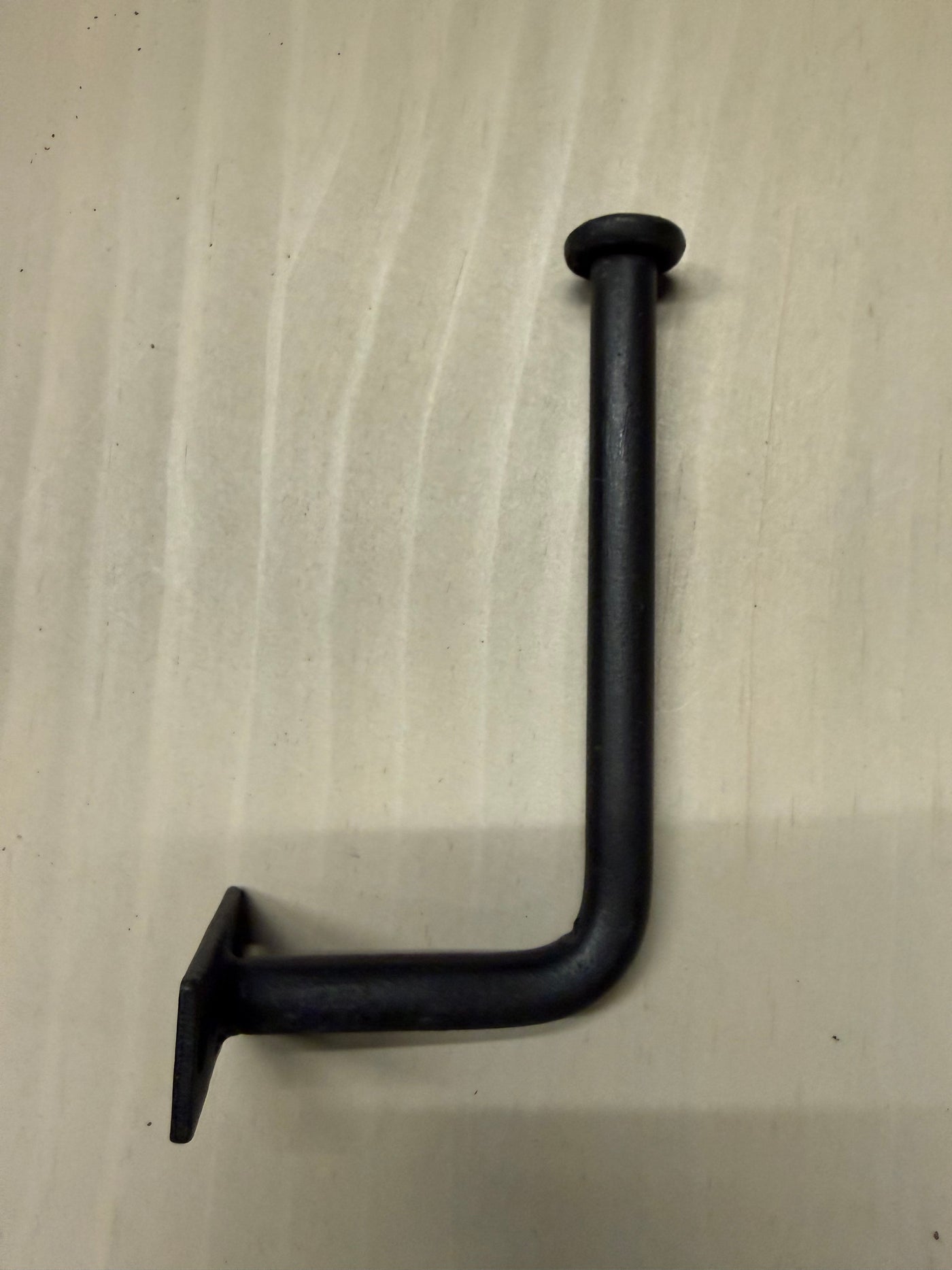 Porta Papel Higiénico de Fierro — Negro 16x8.5x5
