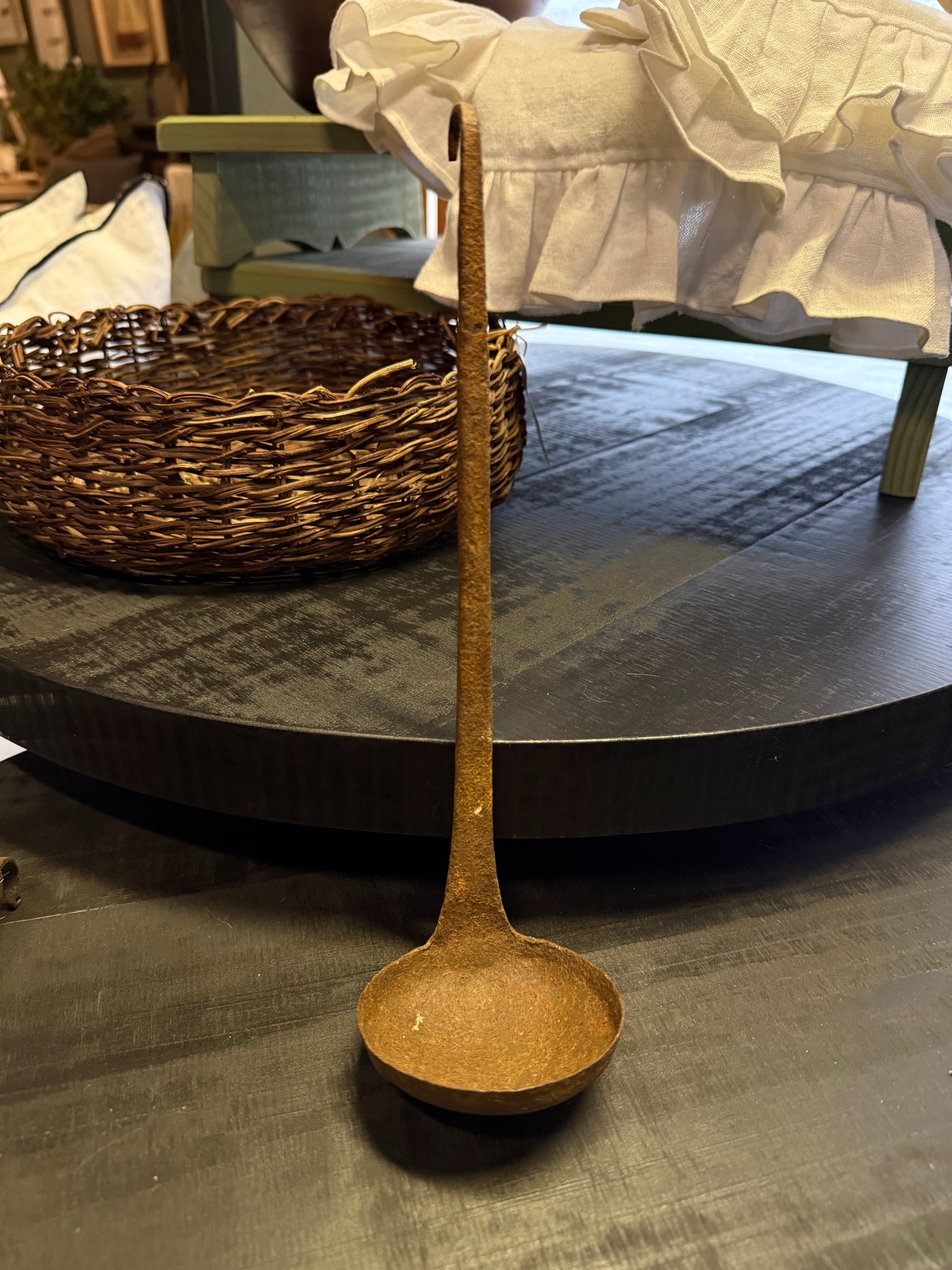 Cucharón Antiguo de Madera — Latón Oxidado Envejecido Tamaño Extra Chico 27x8x7