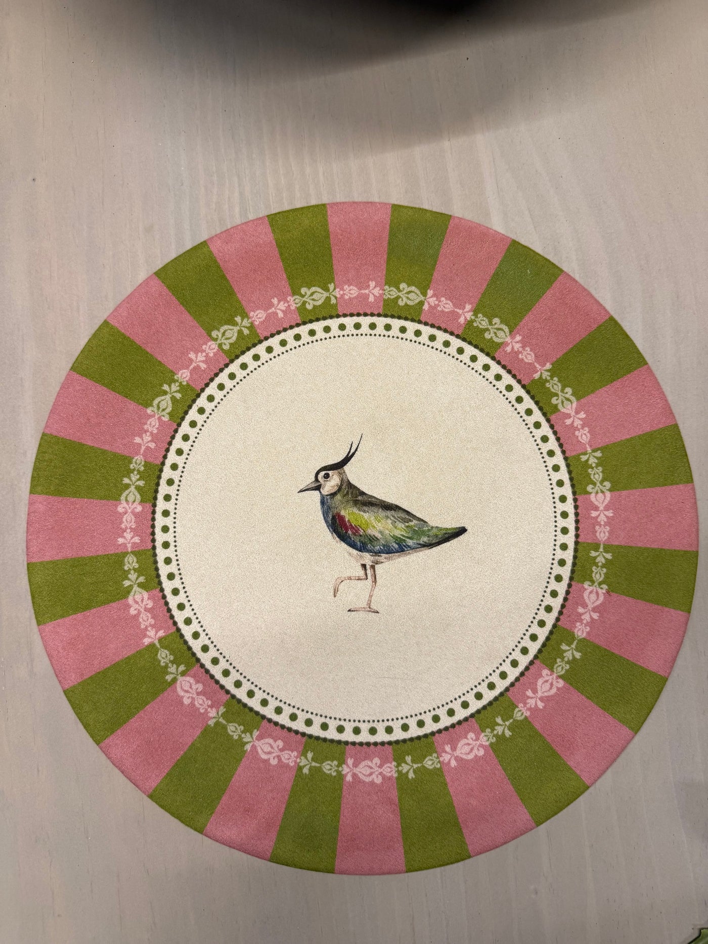 Plato Bajo — Diseño Queltehue Gamuza 35x35
