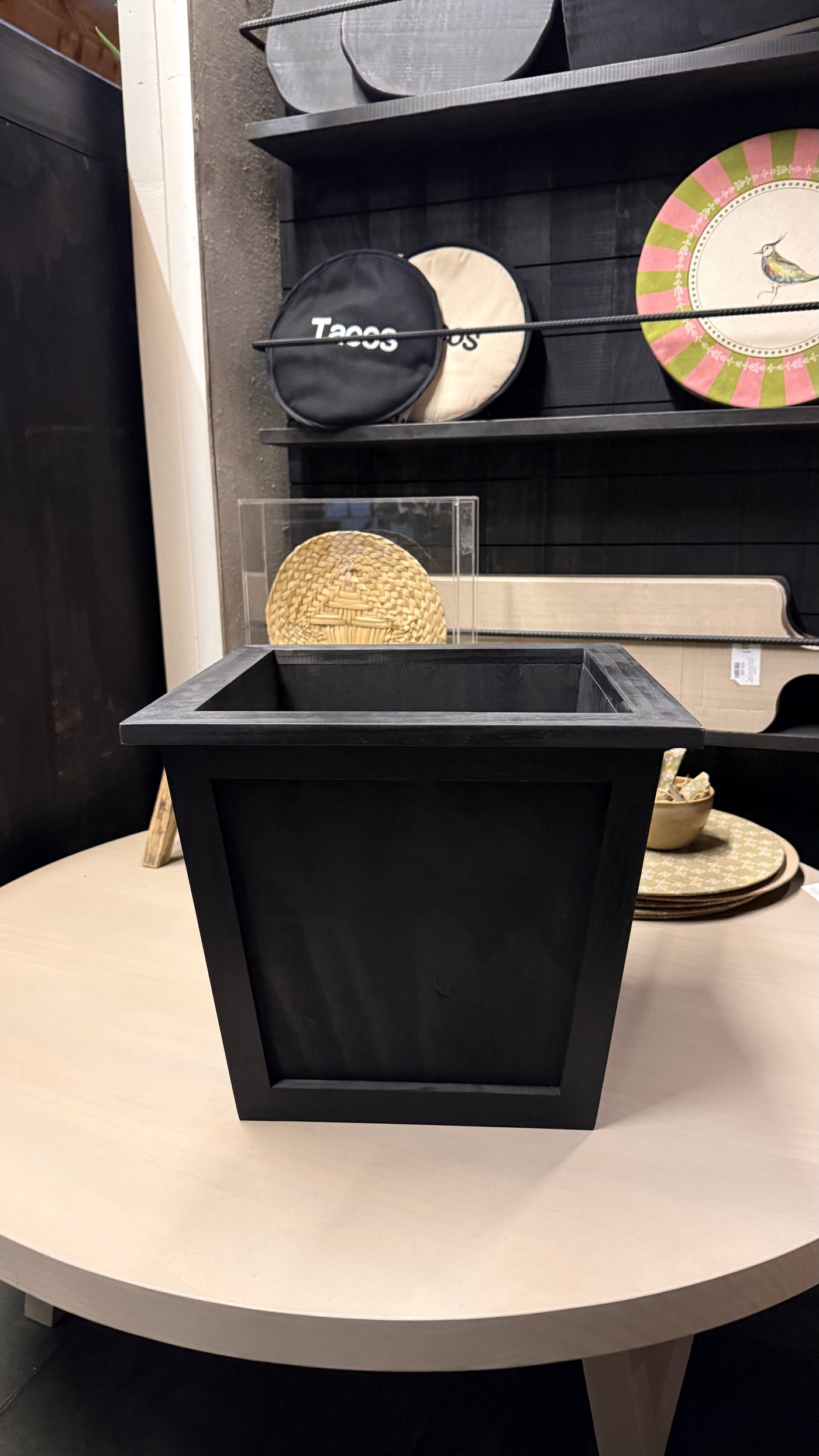 Macetero de Exterior — Pino Clear Pulido Negro 39x39x33