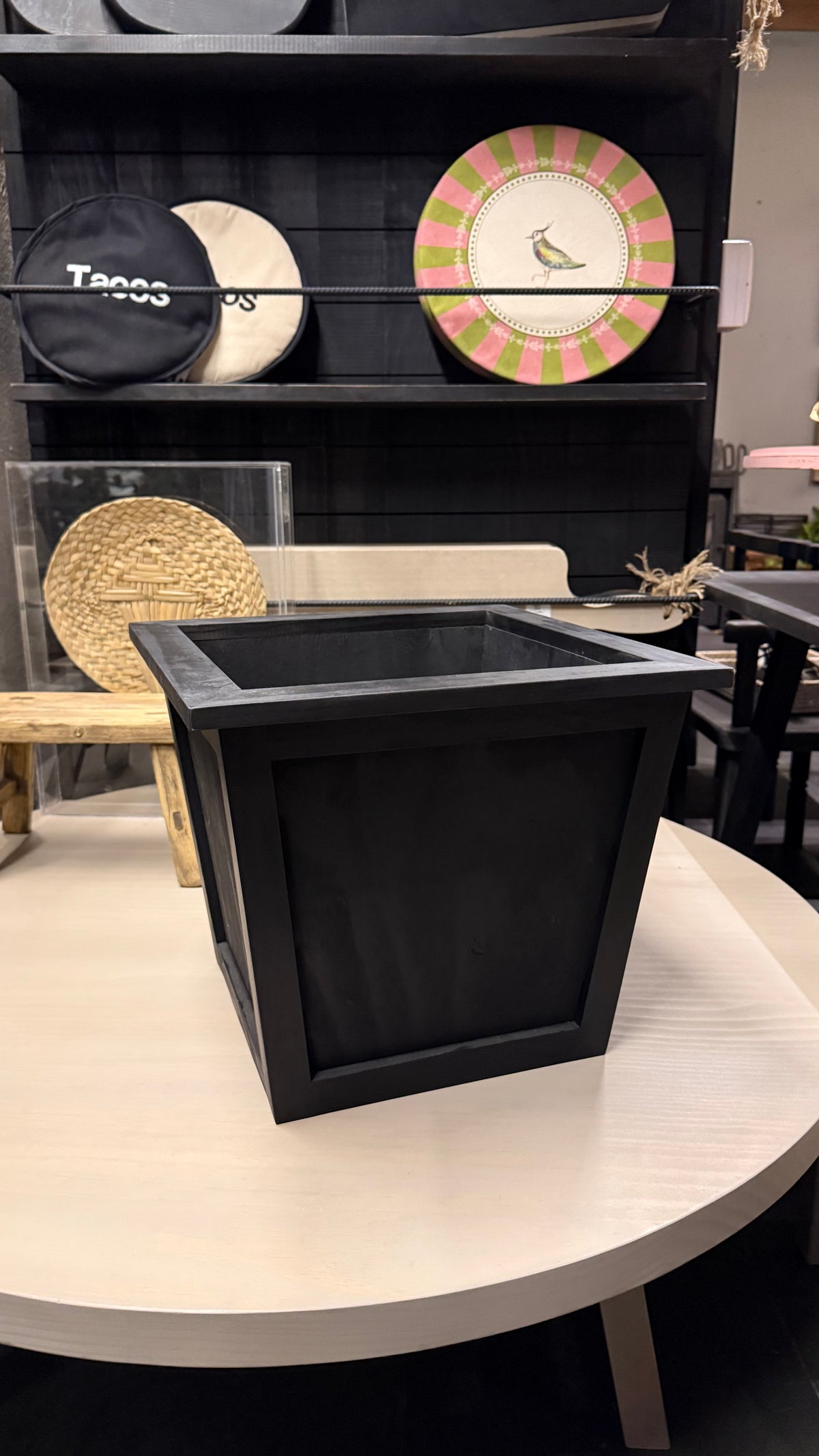 Macetero de Exterior — Pino Clear Pulido Negro 39x39x33