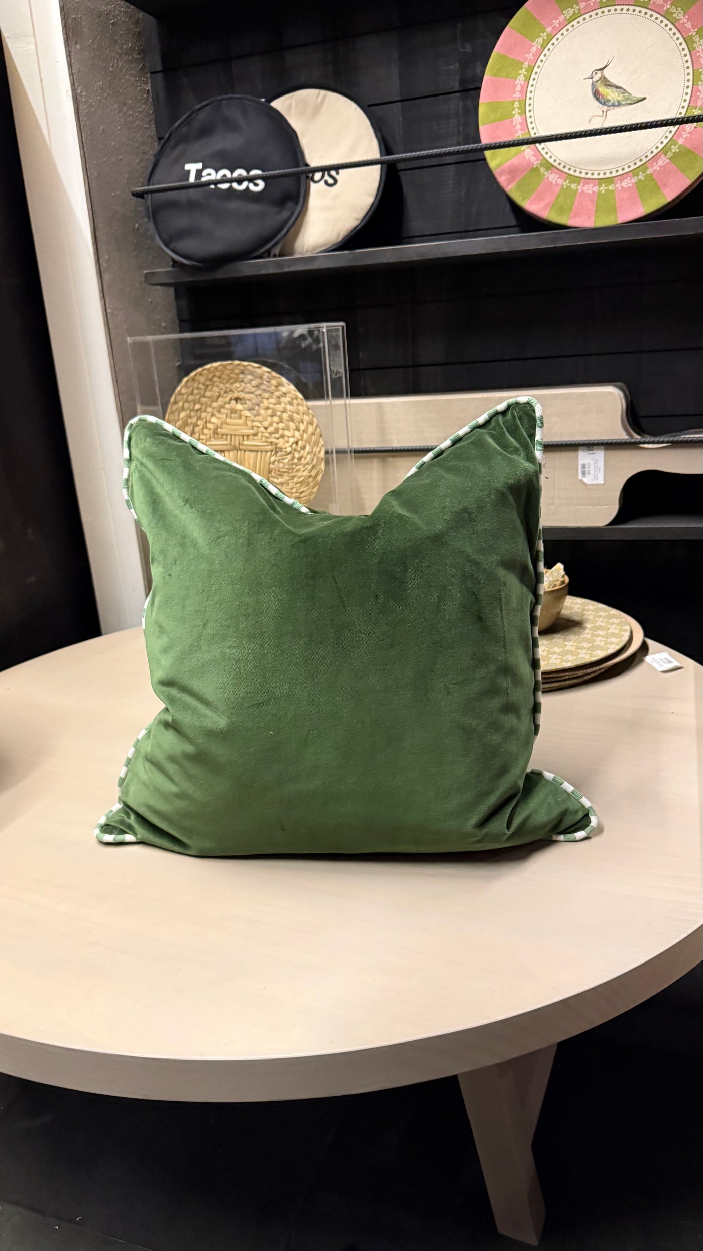 Cojín de Terciopelo — Diseño 50 Borde con Diseno Verde 50x50