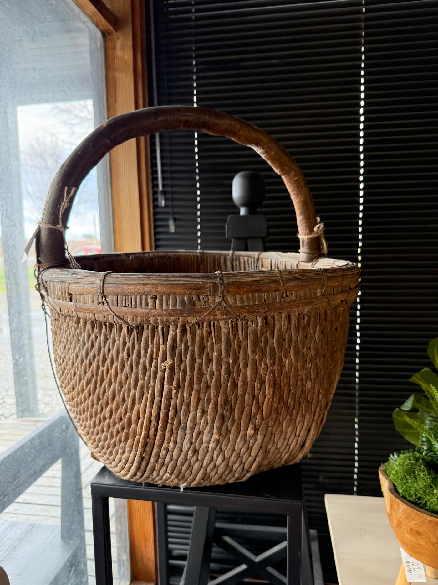 Canasto Antiguo de Rattan — Ovalado 46x46x55