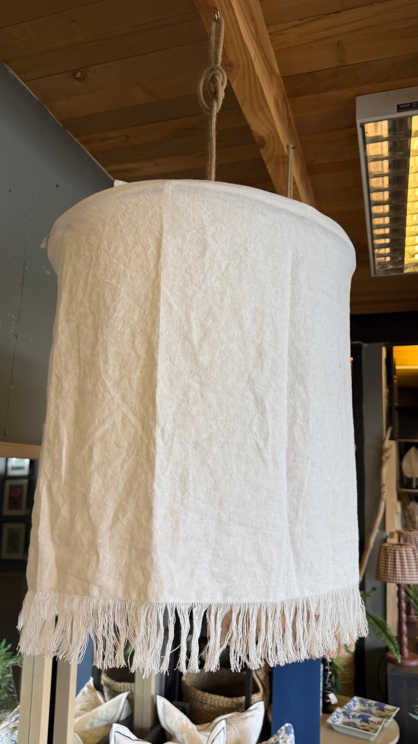 Lámpara Colgante con Funda de Lino con Flecos — Blanco 50x55